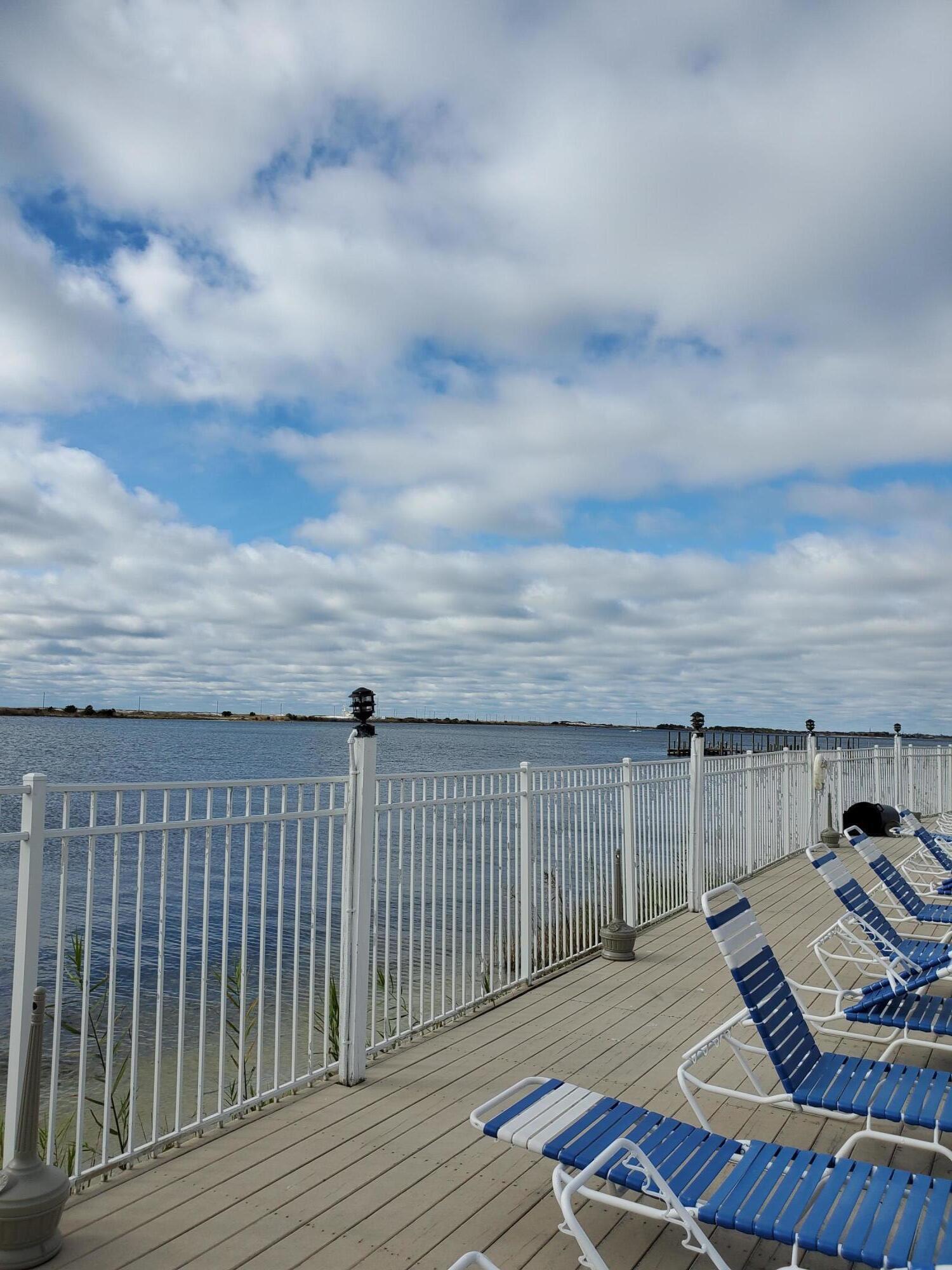 FOUNTAINHEAD CONDO - Residential Lease