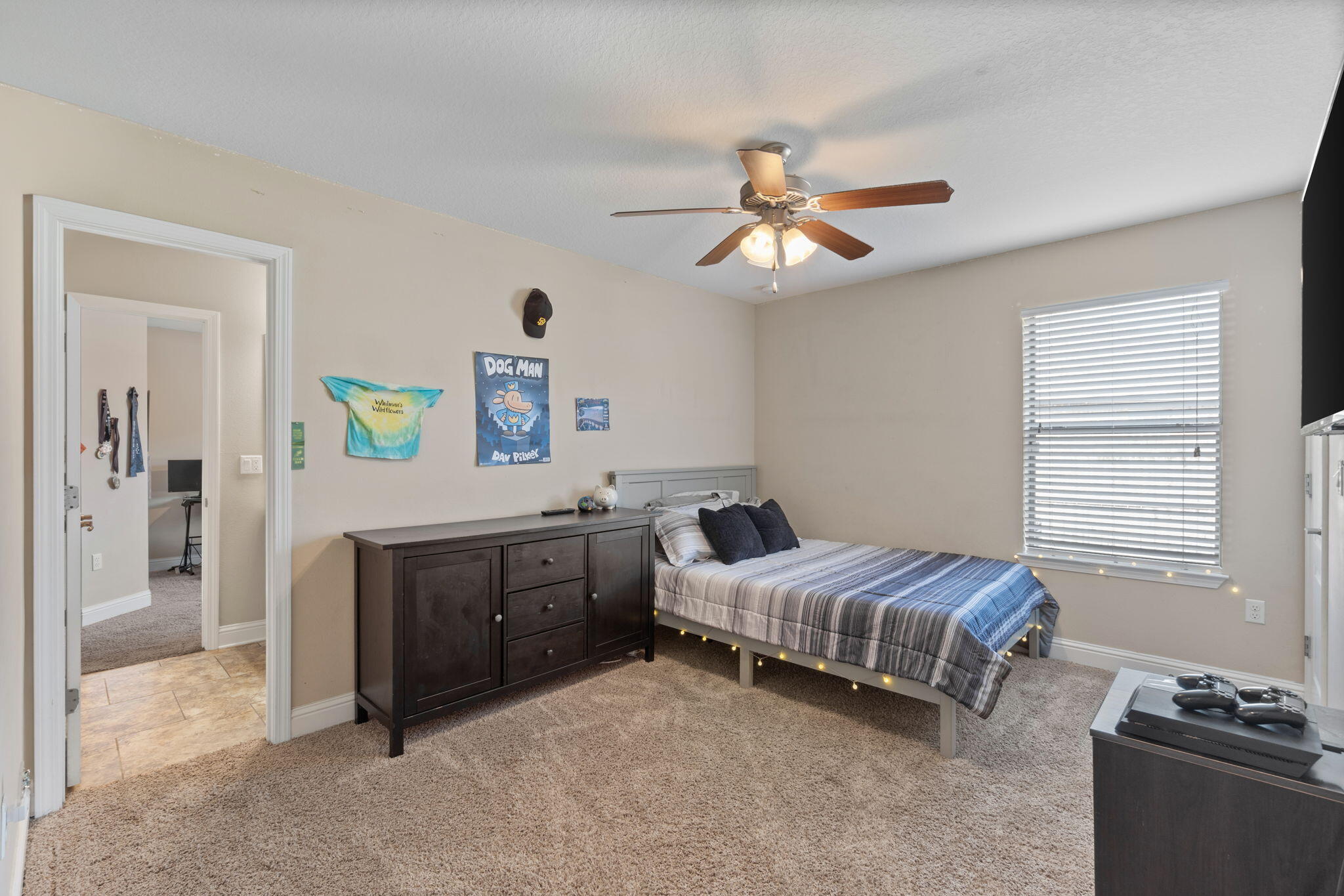 THE MEADOWS - Residential