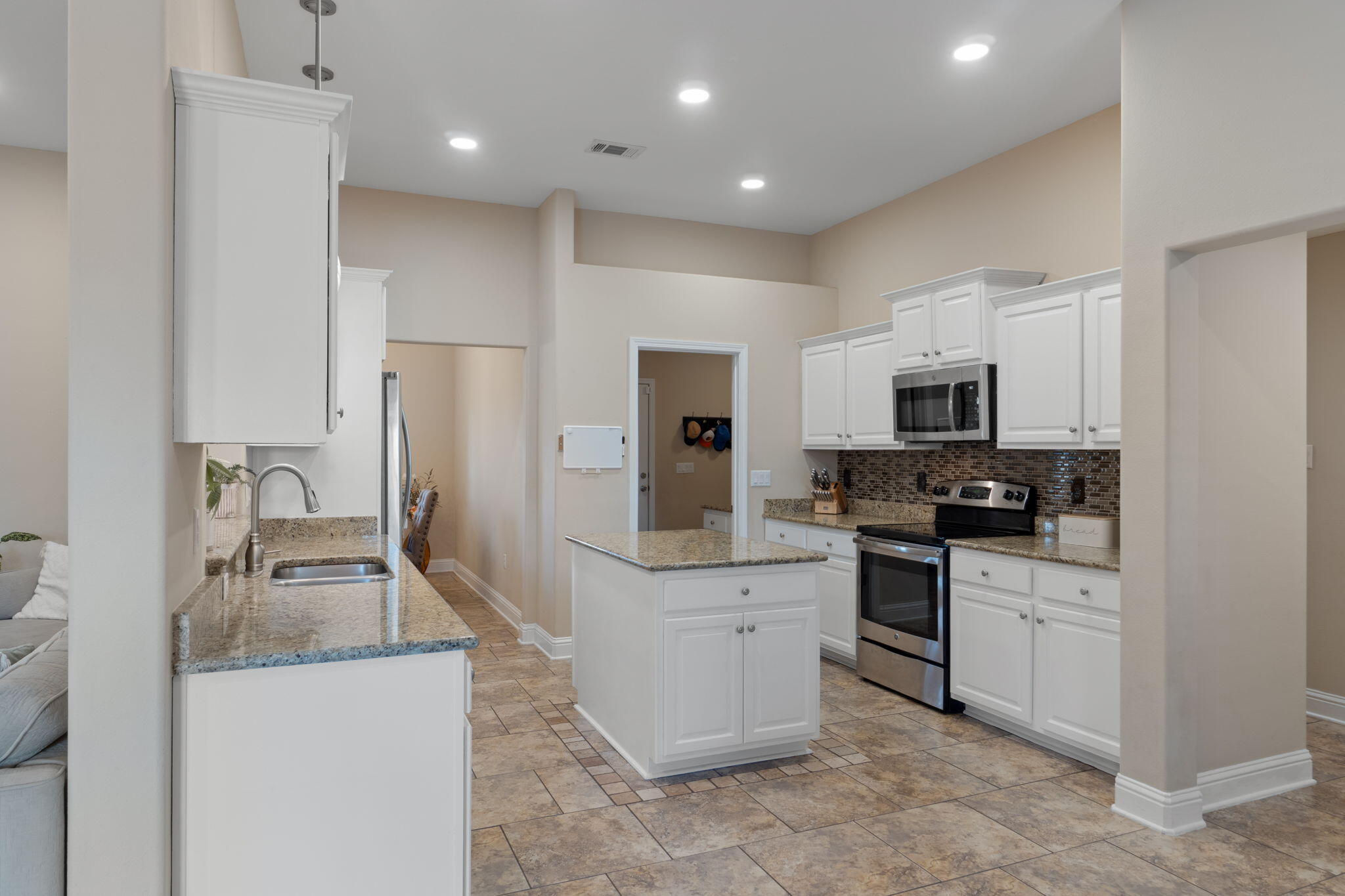 THE MEADOWS - Residential
