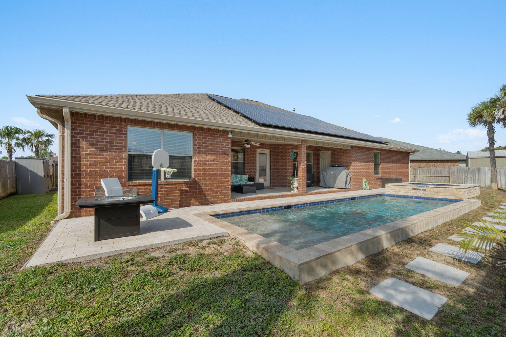 THE MEADOWS - Residential