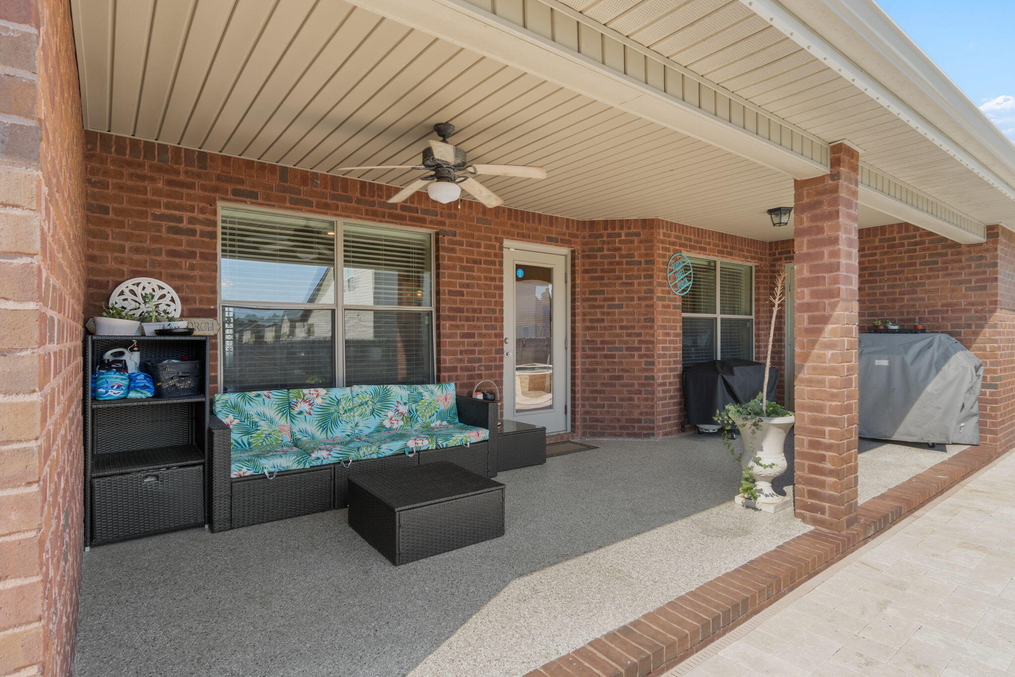 THE MEADOWS - Residential