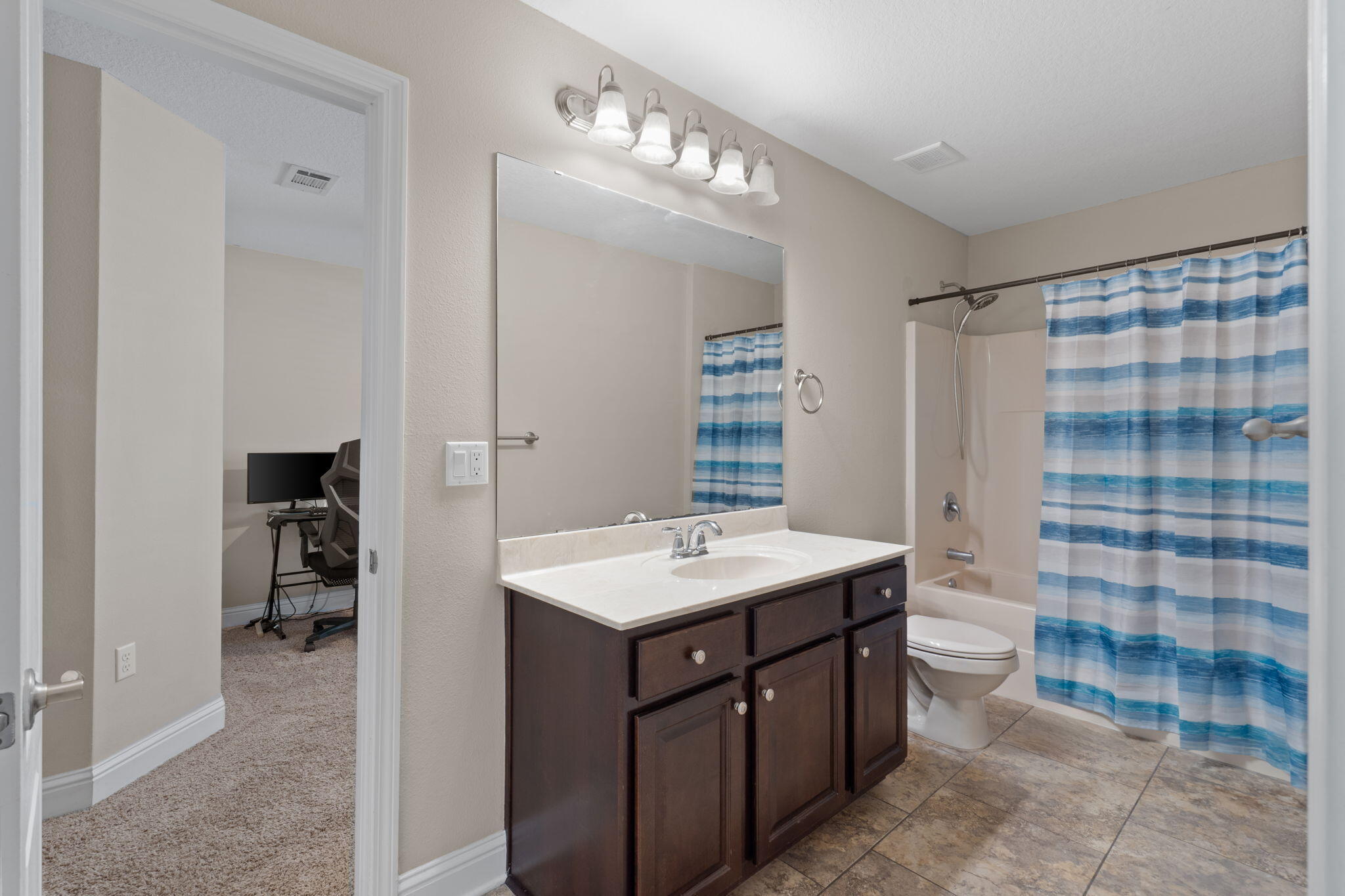 THE MEADOWS - Residential