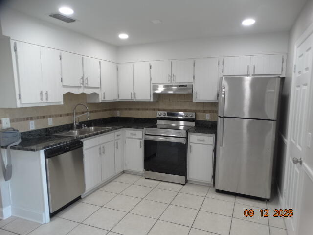 BROWNSVILLE STATION 3 - Residential Lease