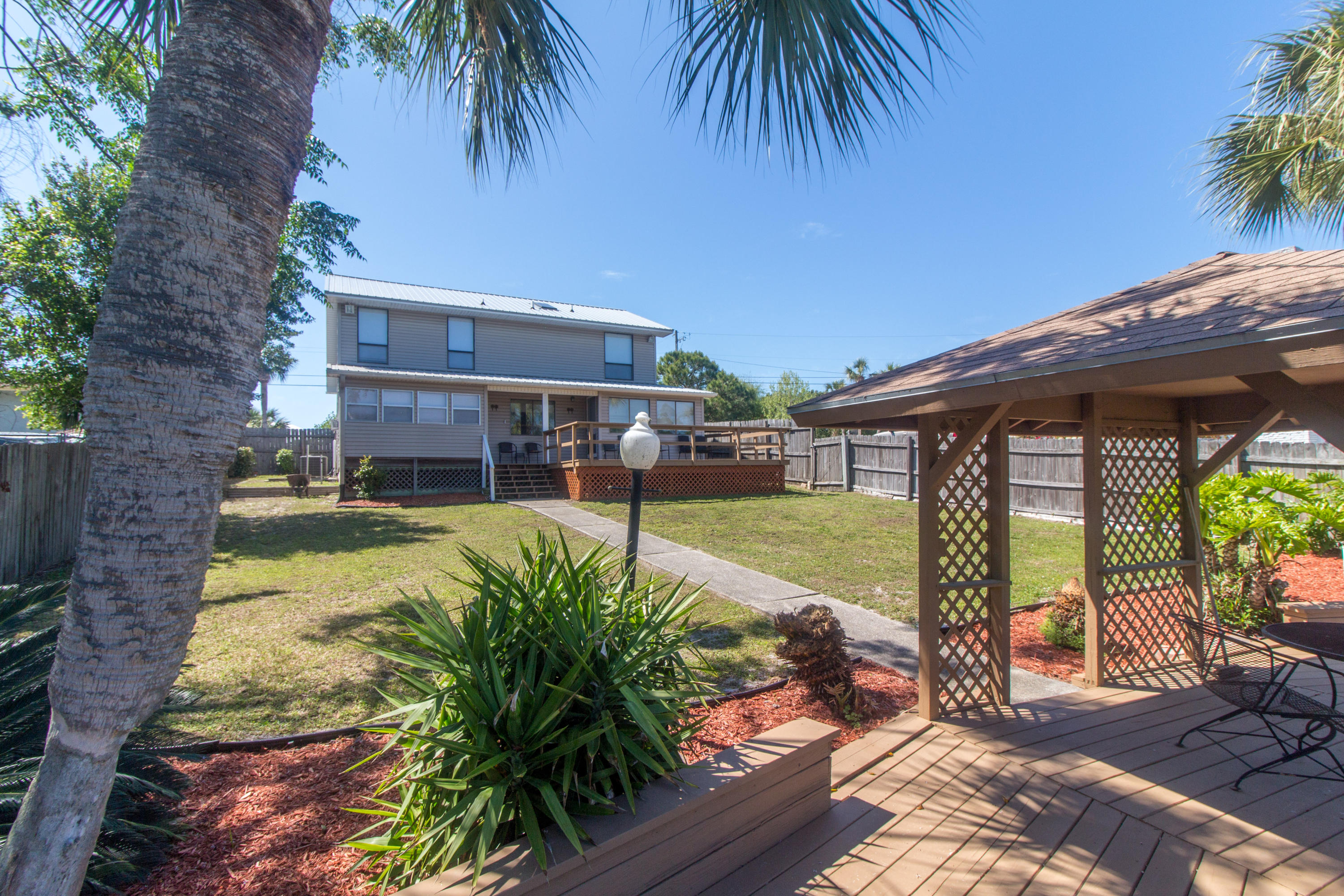 EL CENTRO BEACH - Residential