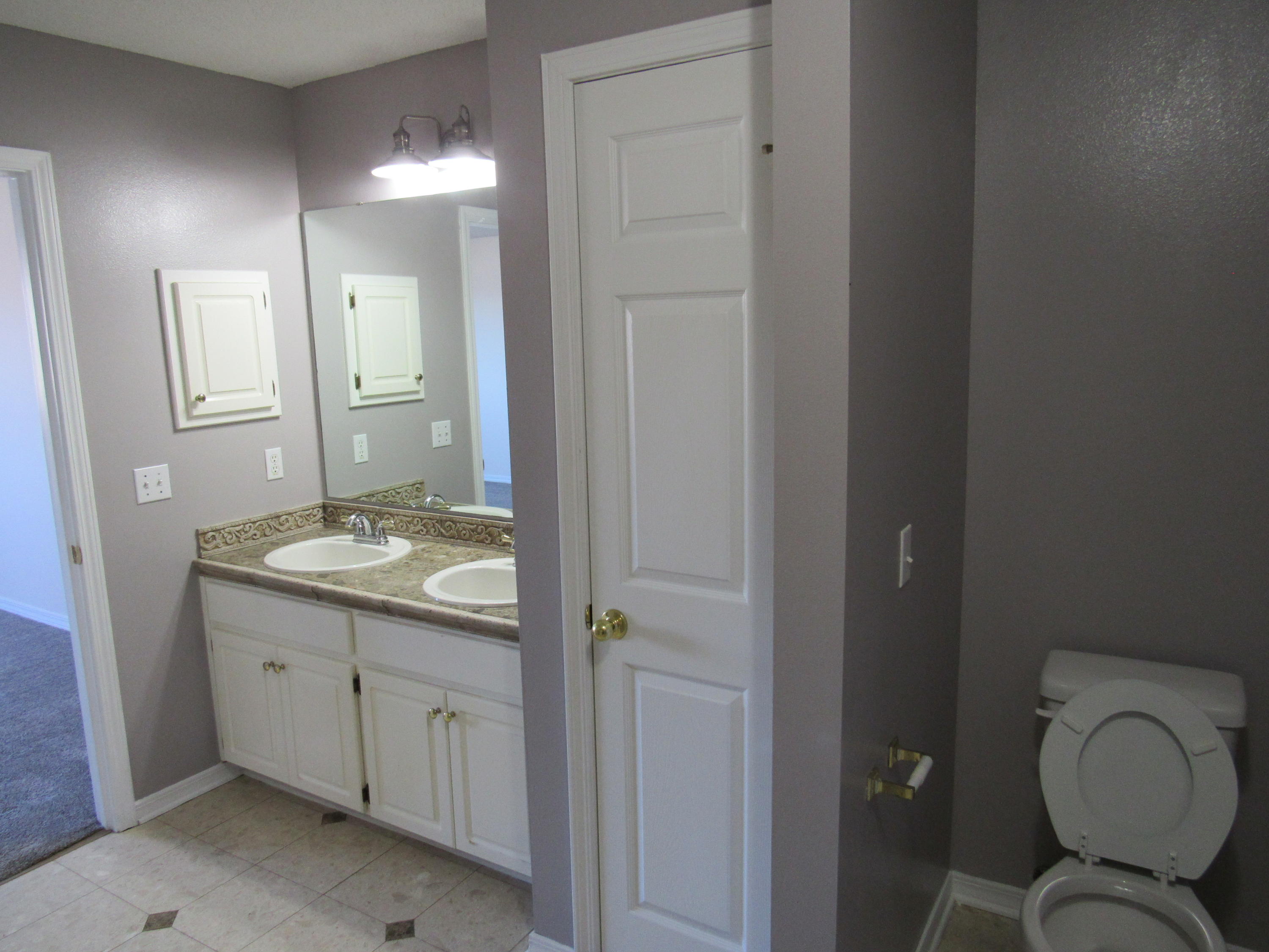 CHEROKEE BEND S/D PH 2 - Residential