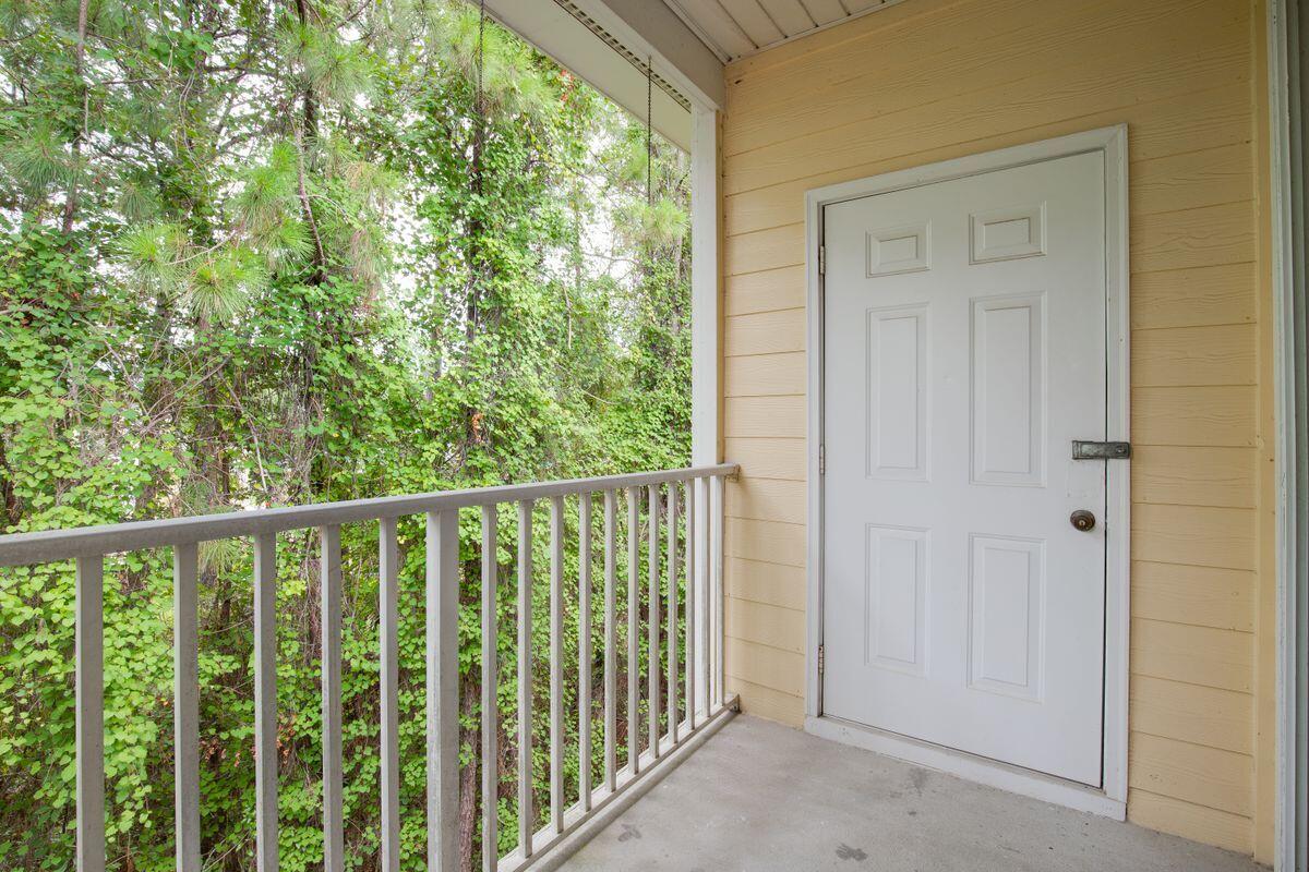 POINTE OF VIEW - Residential