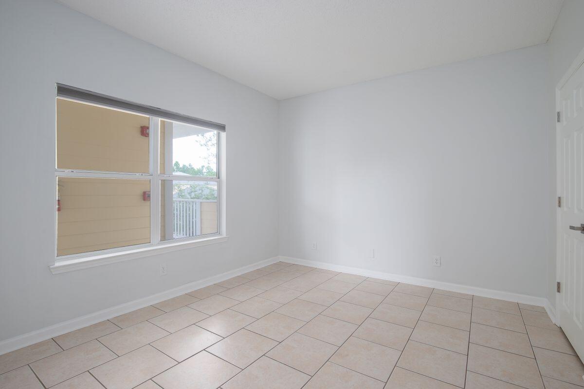 POINTE OF VIEW - Residential