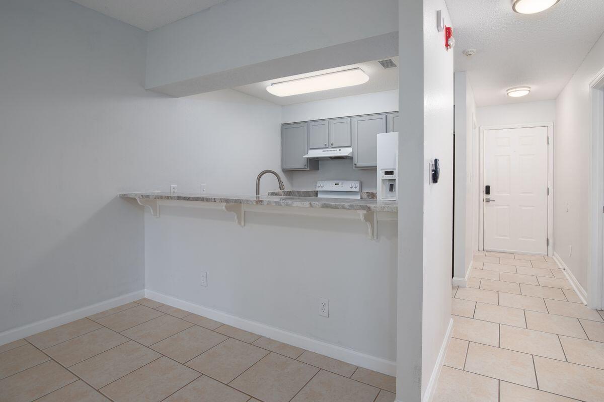 POINTE OF VIEW - Residential