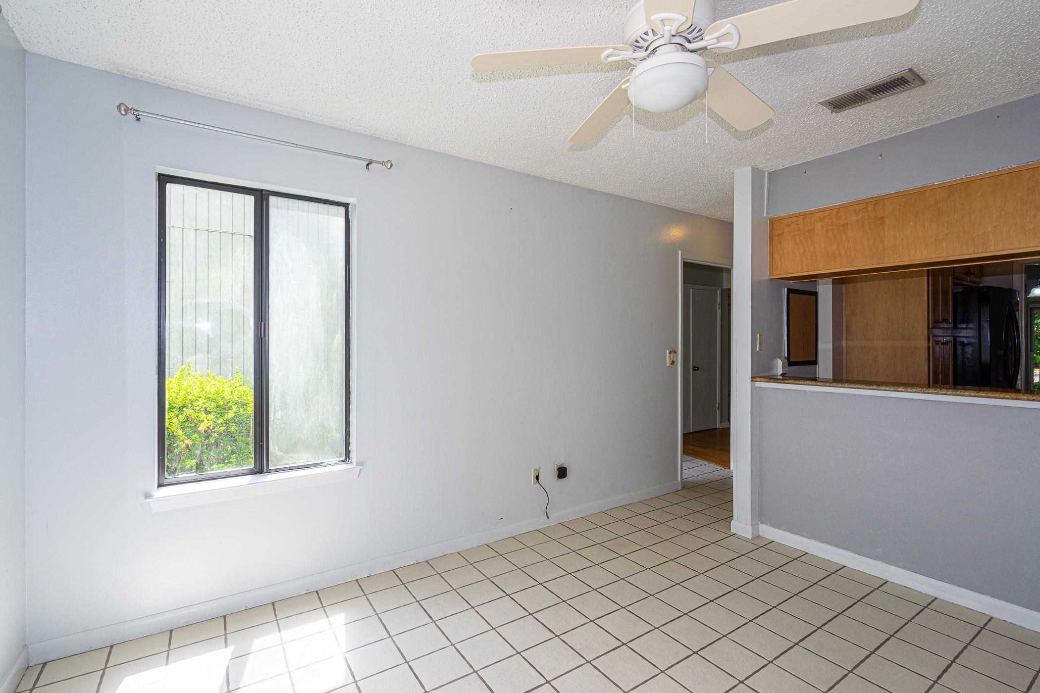 ROYAL OAK VILLAGE - Residential