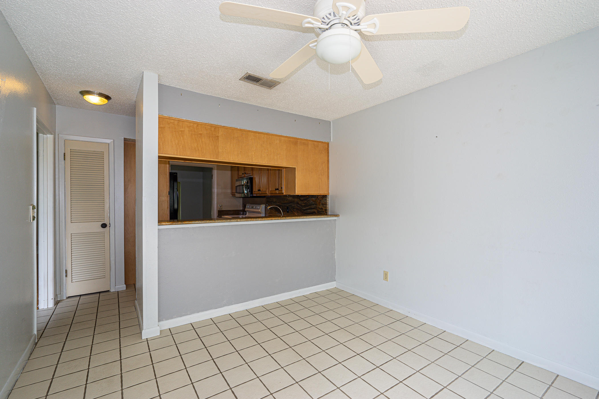 ROYAL OAK VILLAGE - Residential