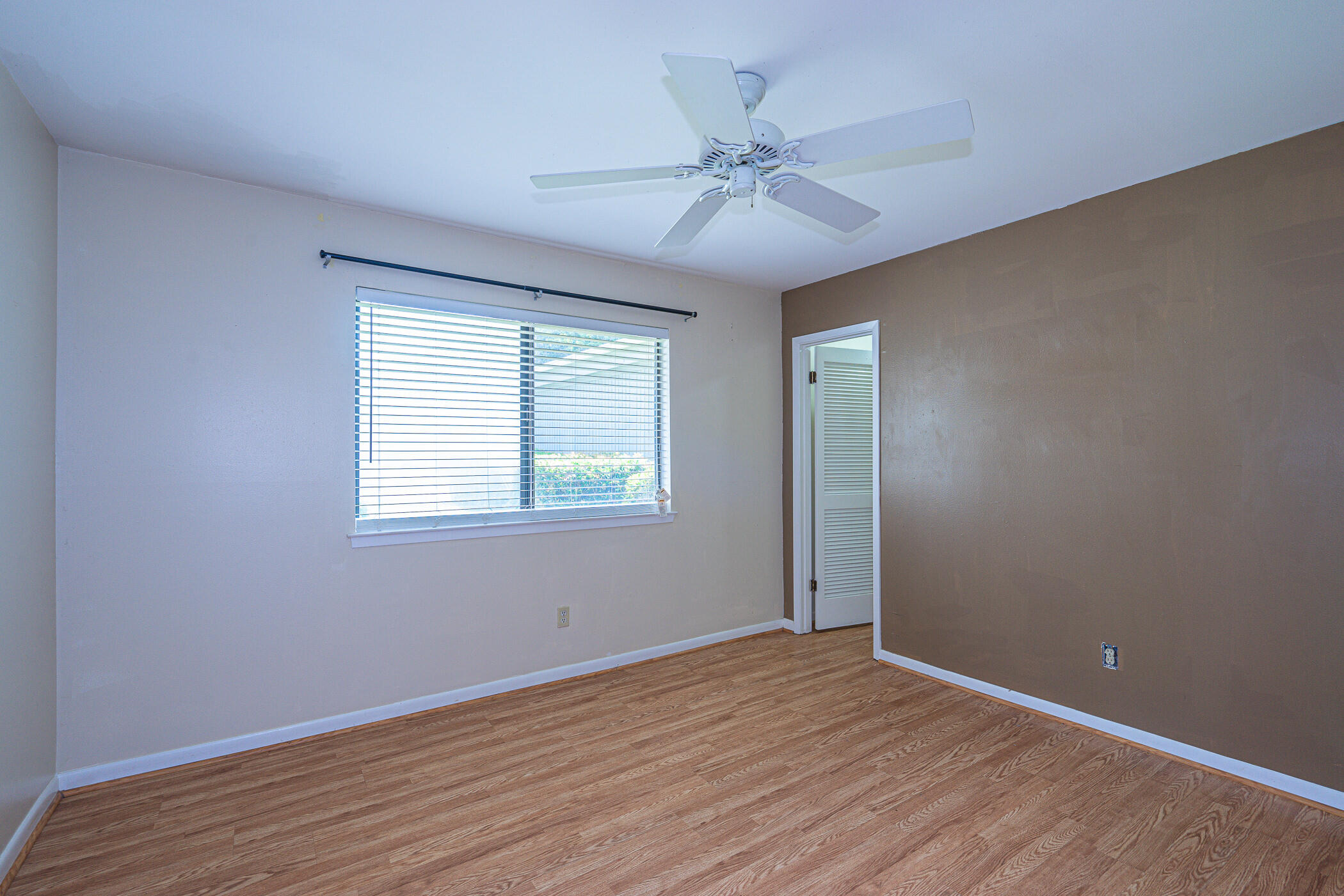 ROYAL OAK VILLAGE - Residential