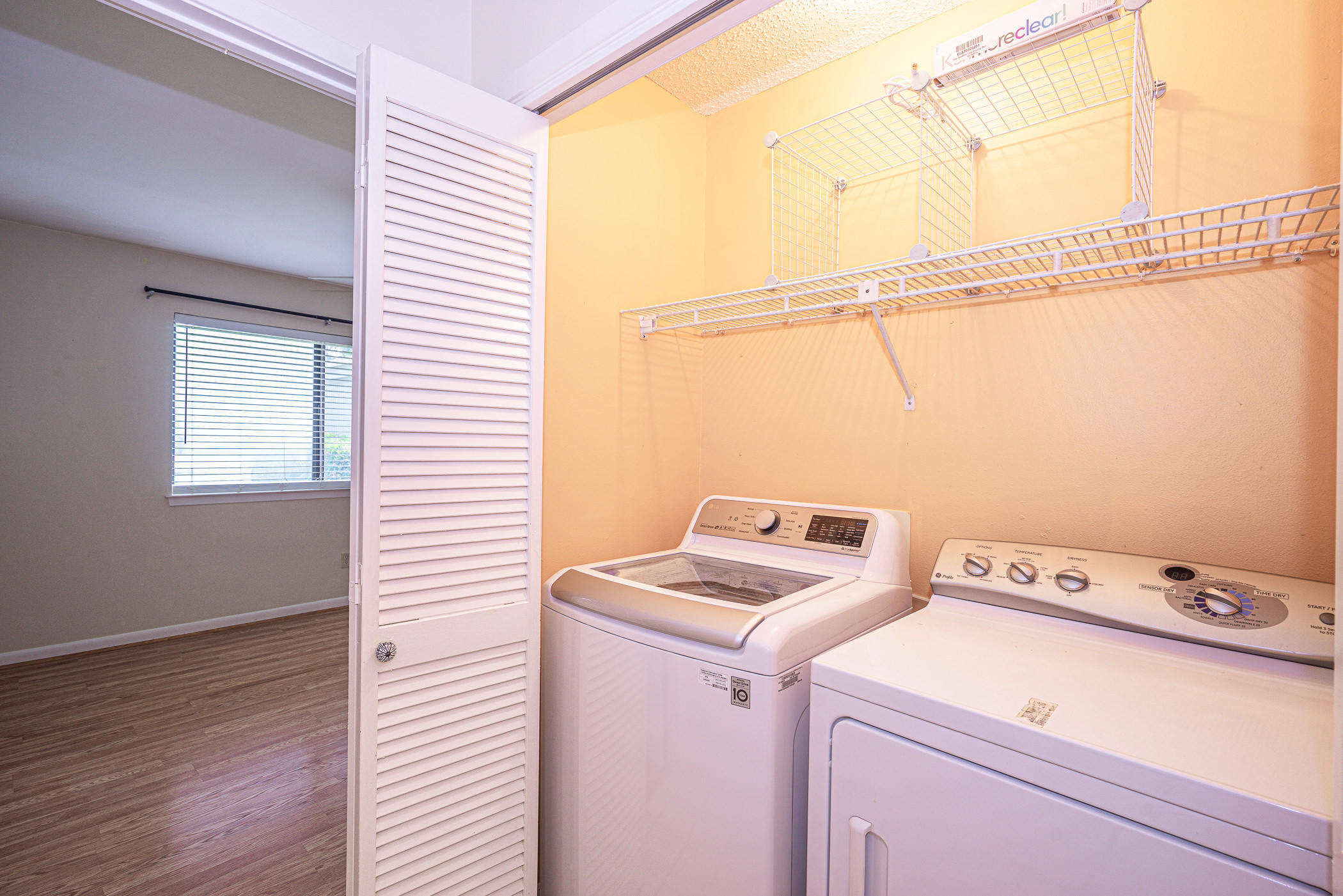 ROYAL OAK VILLAGE - Residential