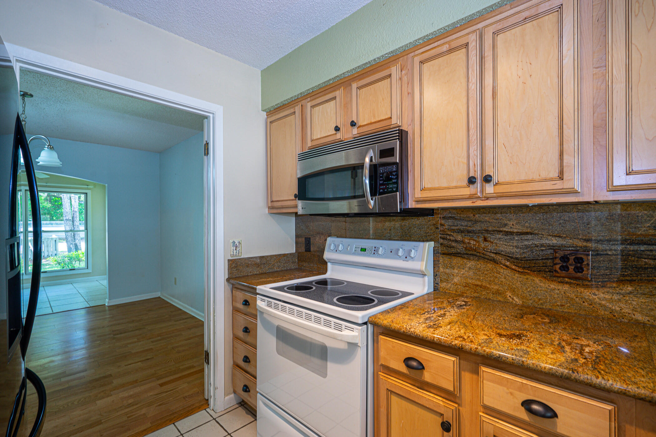 ROYAL OAK VILLAGE - Residential