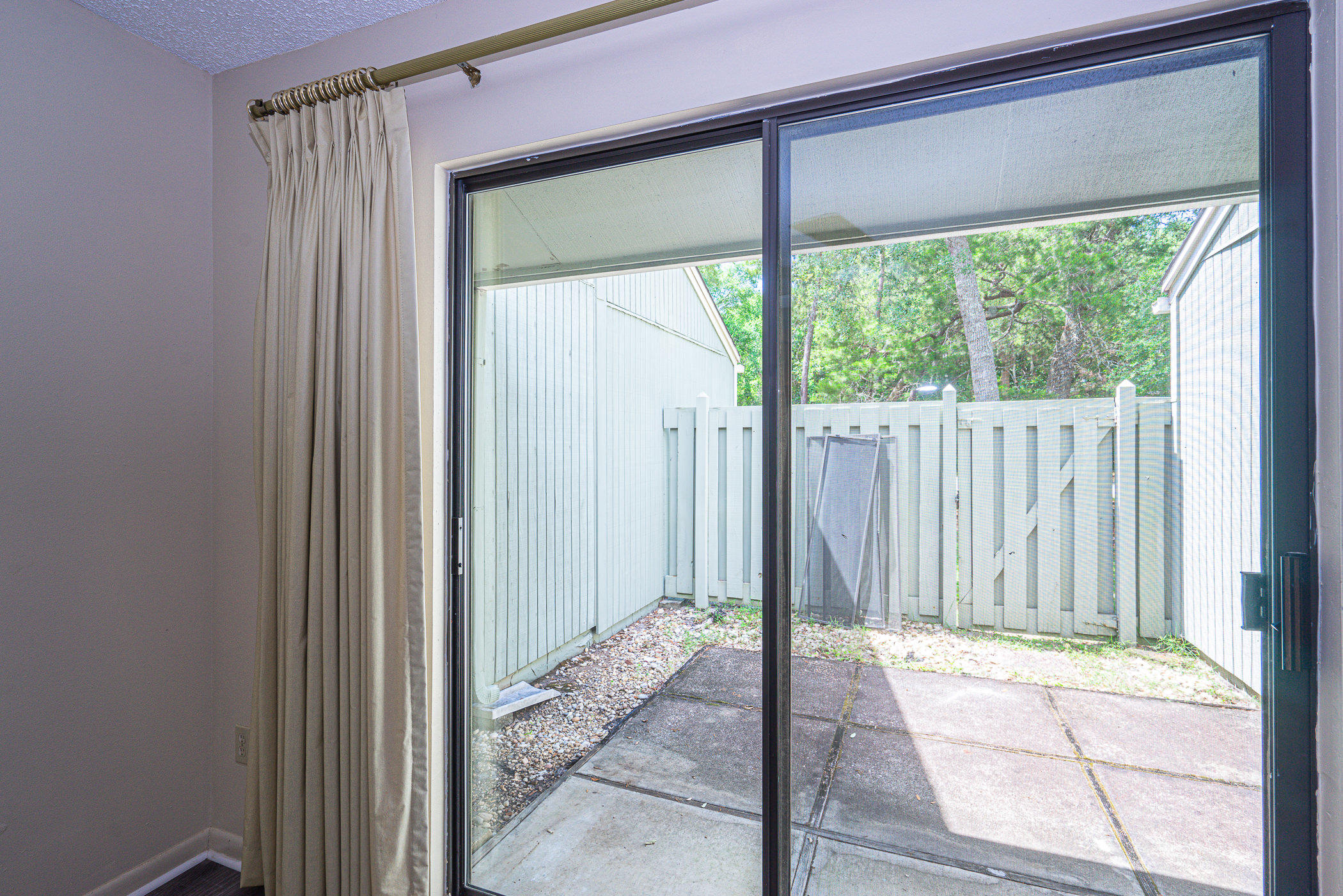 ROYAL OAK VILLAGE - Residential