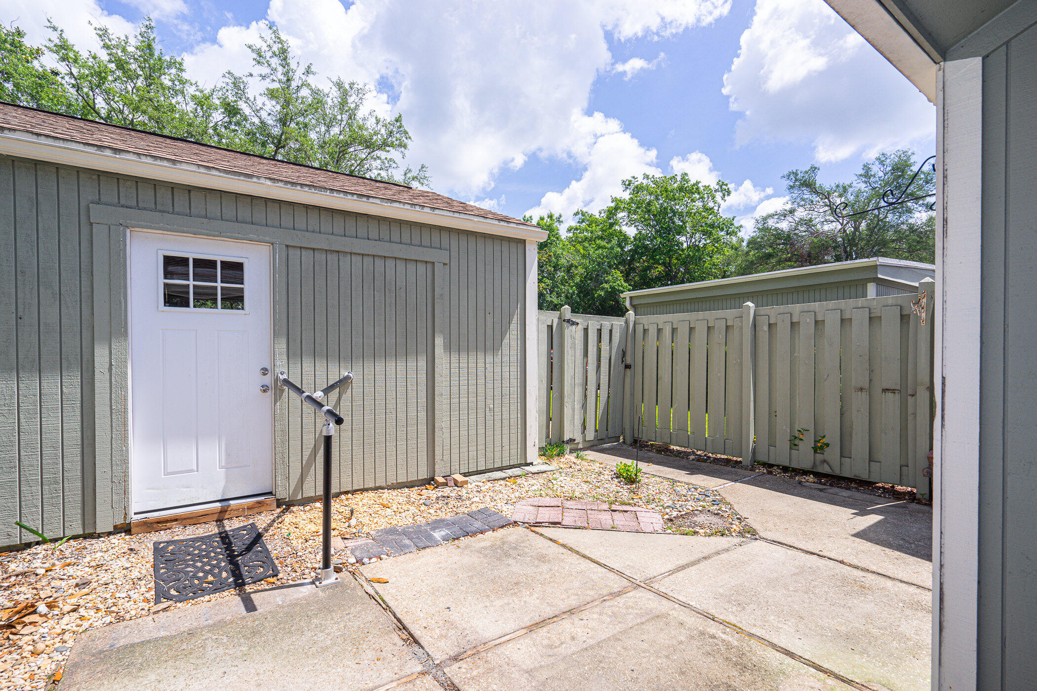 ROYAL OAK VILLAGE - Residential