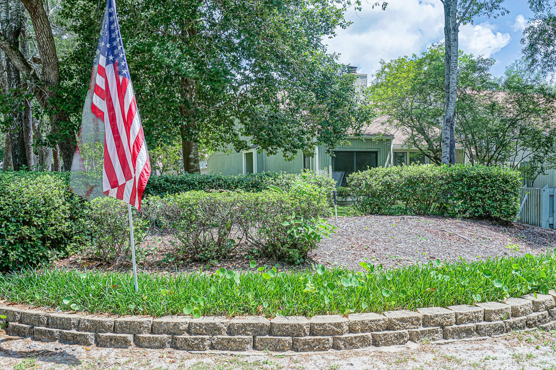 ROYAL OAK VILLAGE - Residential