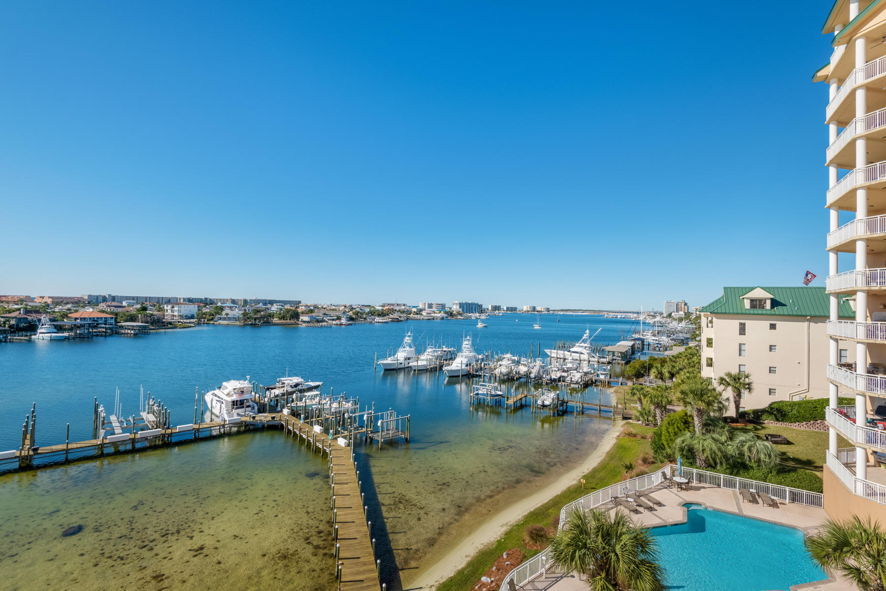 GRAND HARBOR - Residential