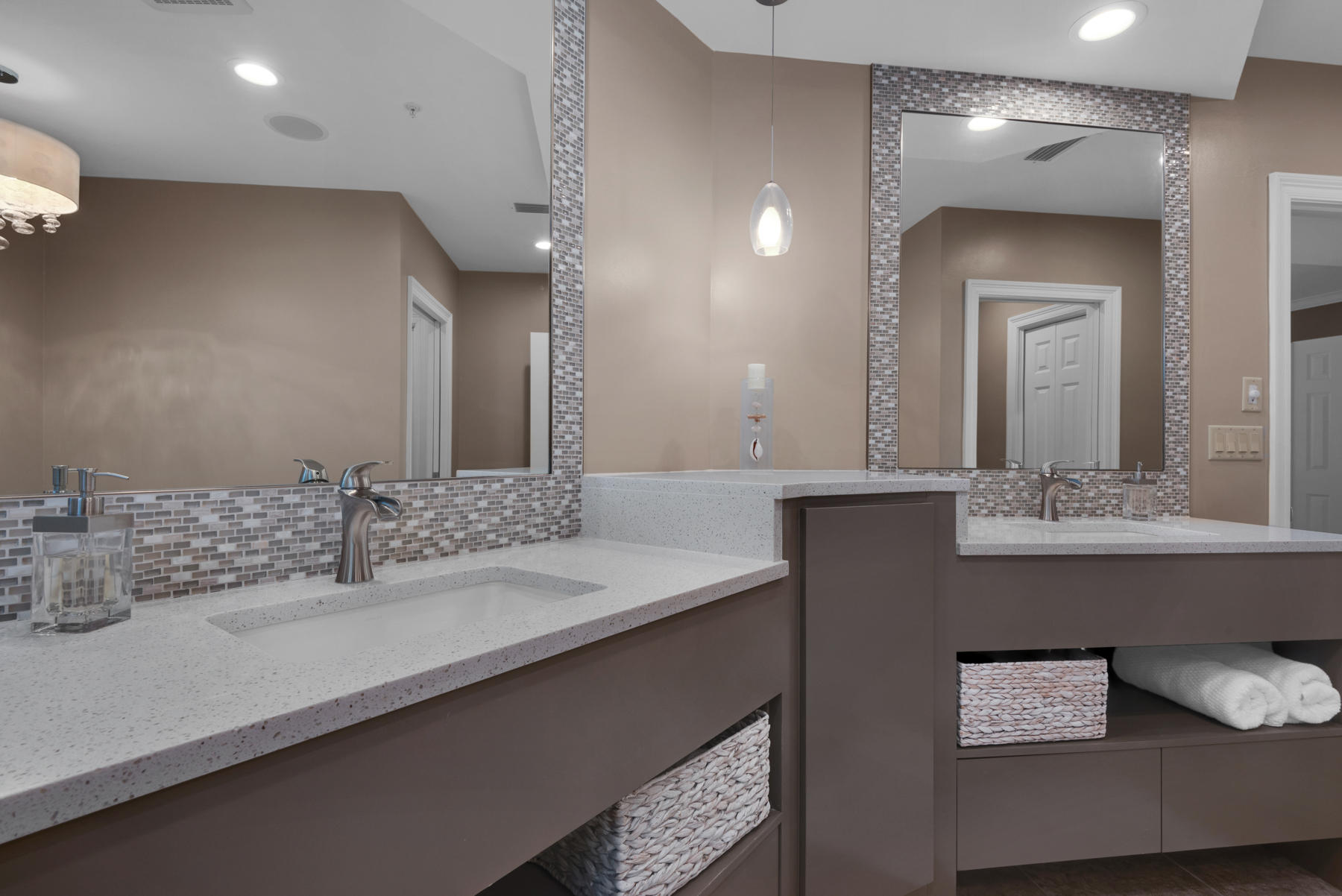 GRAND HARBOR - Residential