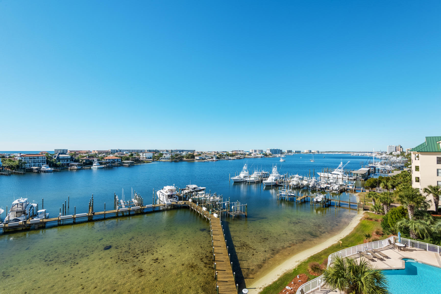 GRAND HARBOR - Residential