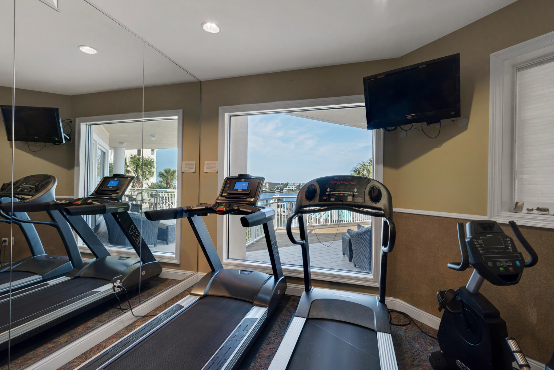 GRAND HARBOR - Residential