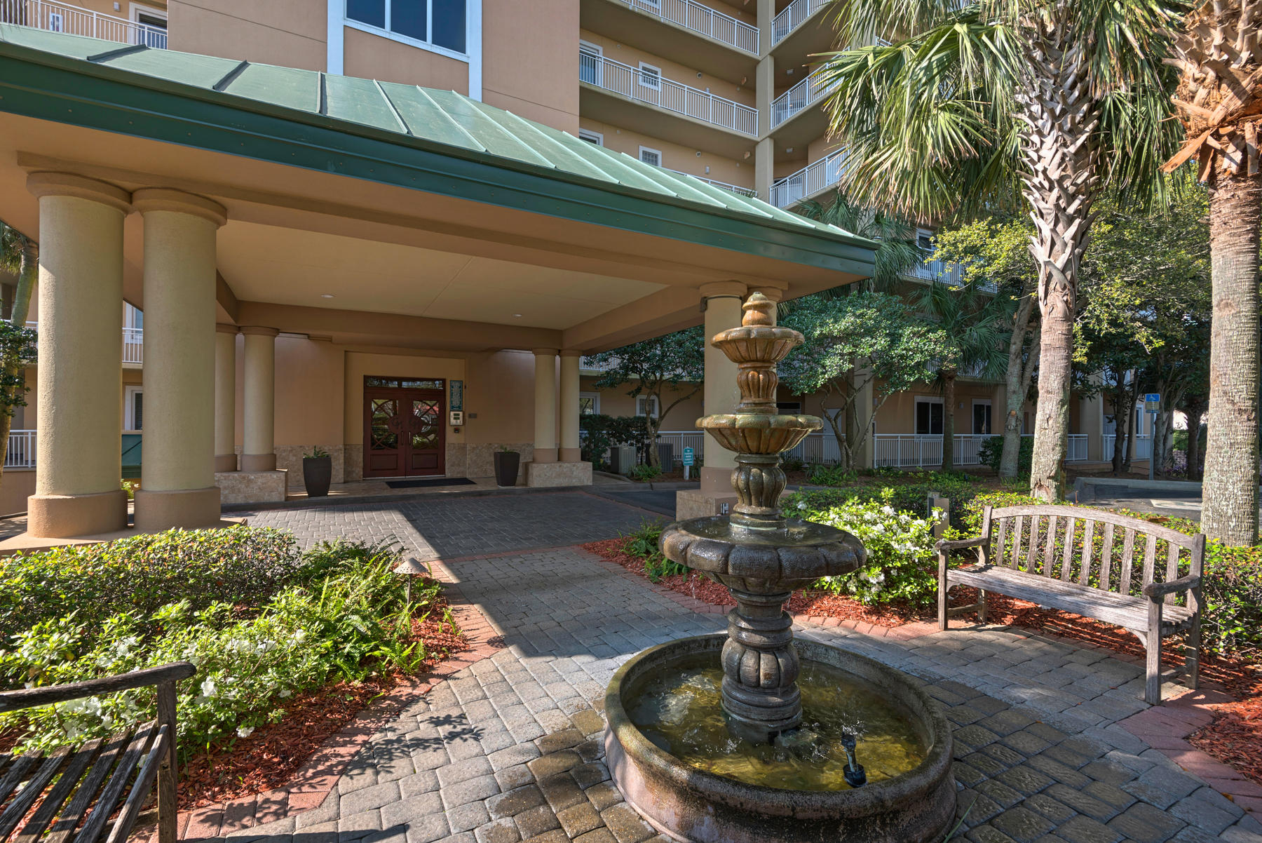 GRAND HARBOR - Residential