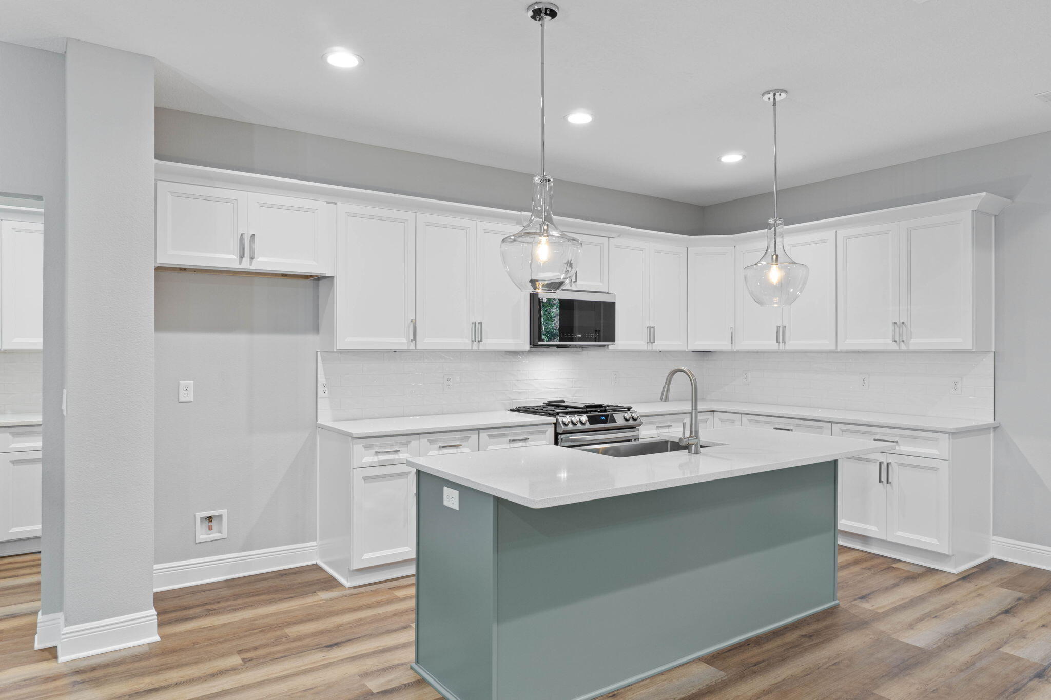 Madelyn Woods - Residential