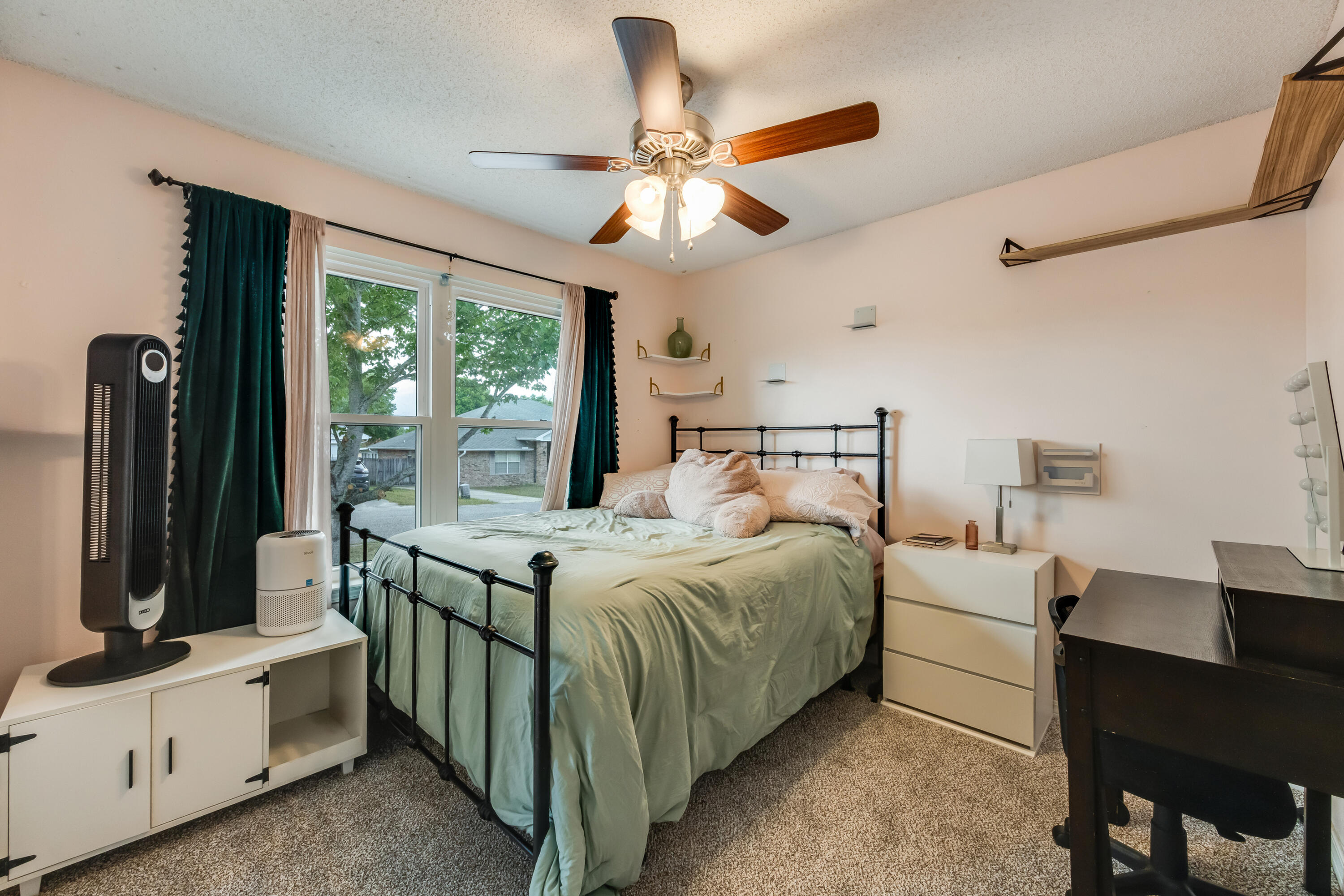 CHEROKEE BEND S/D PH 2 - Residential