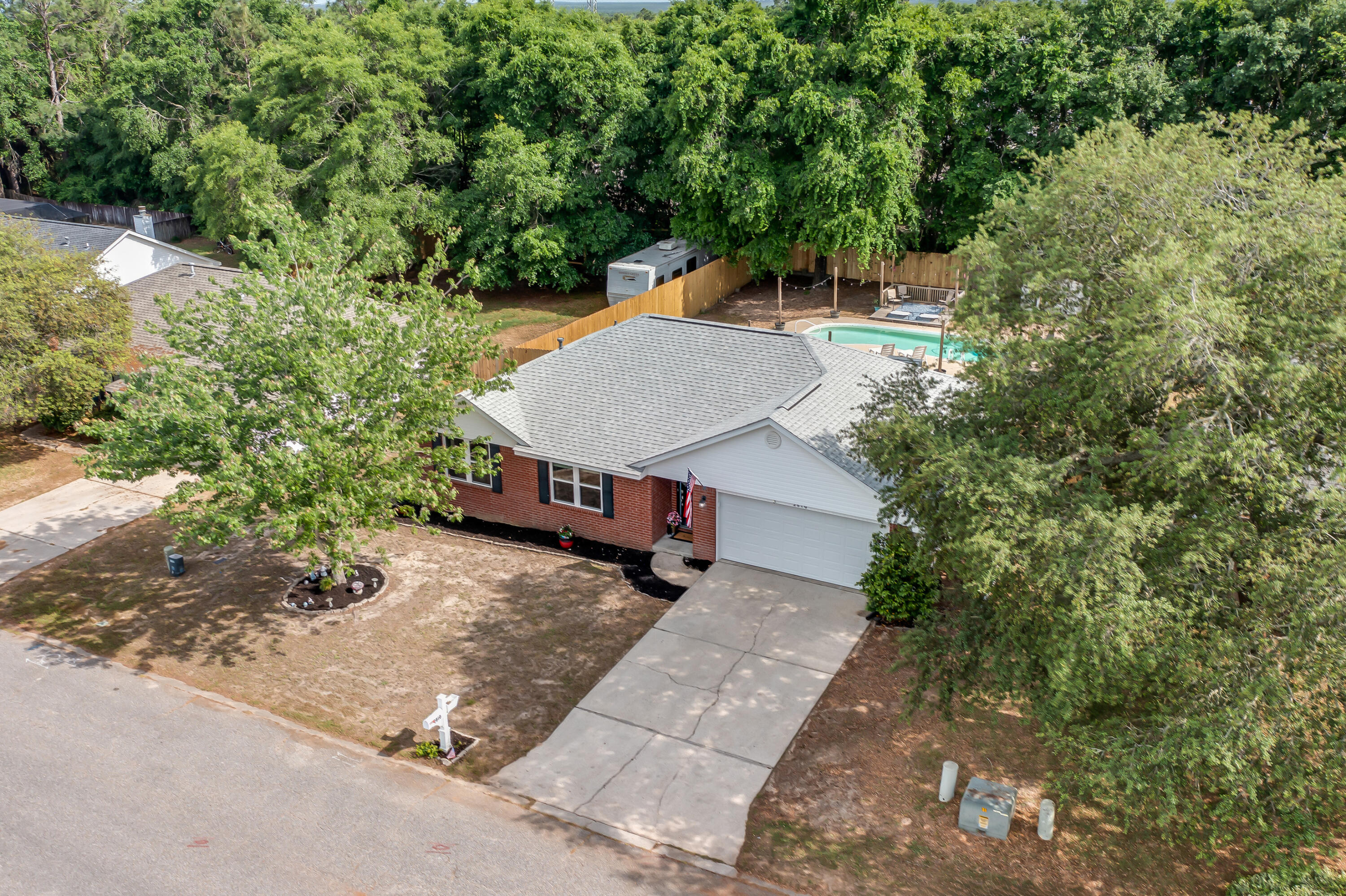 CHEROKEE BEND S/D PH 2 - Residential