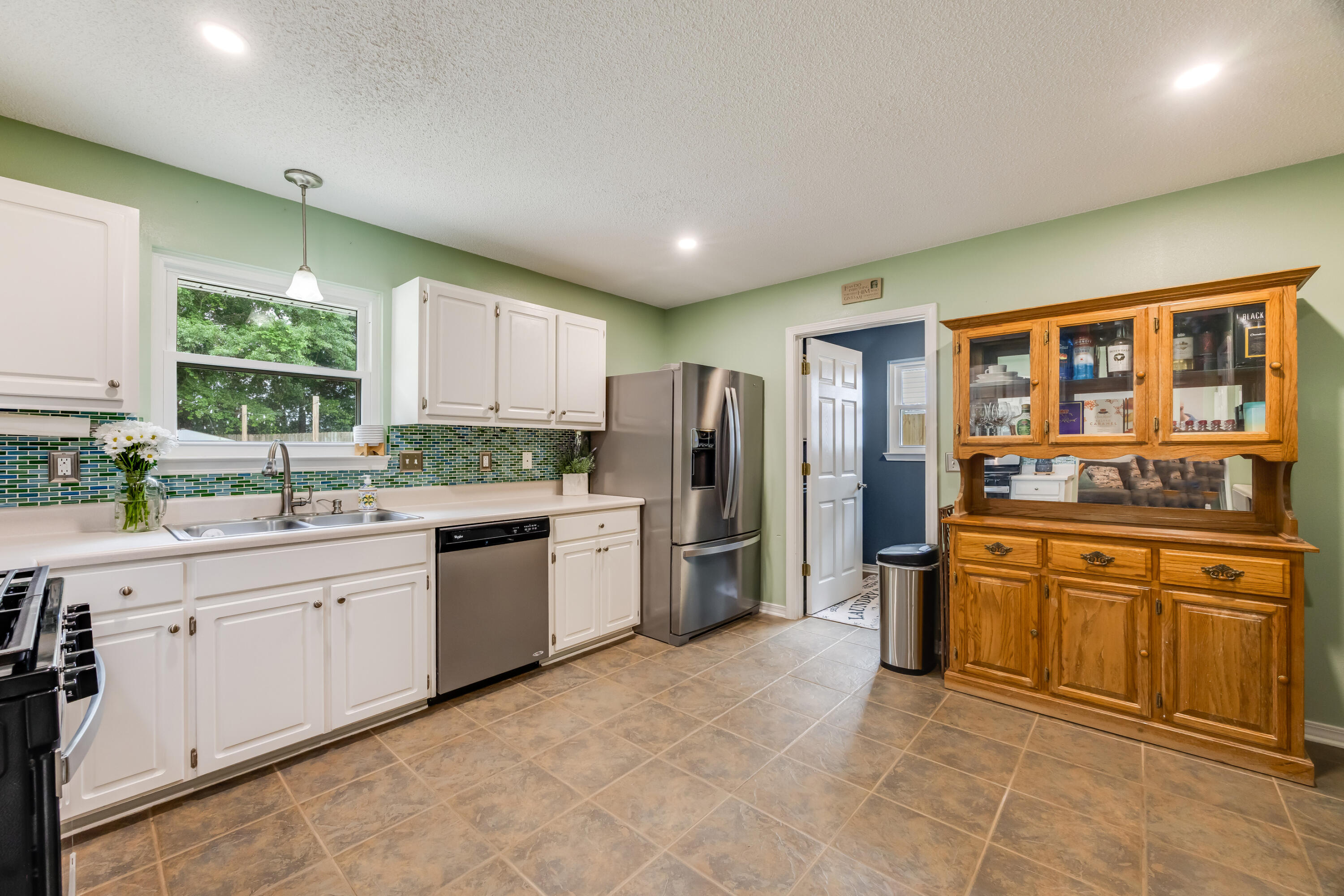 CHEROKEE BEND S/D PH 2 - Residential