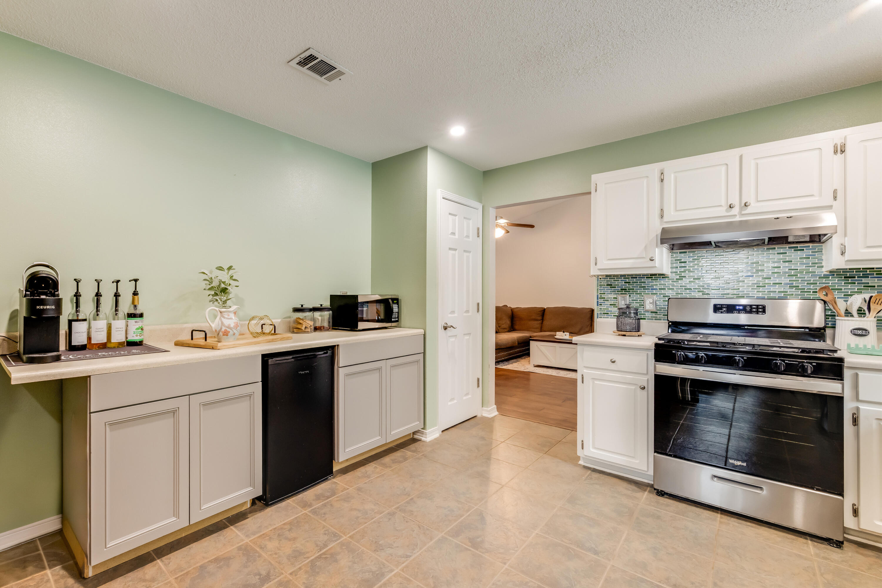 CHEROKEE BEND S/D PH 2 - Residential