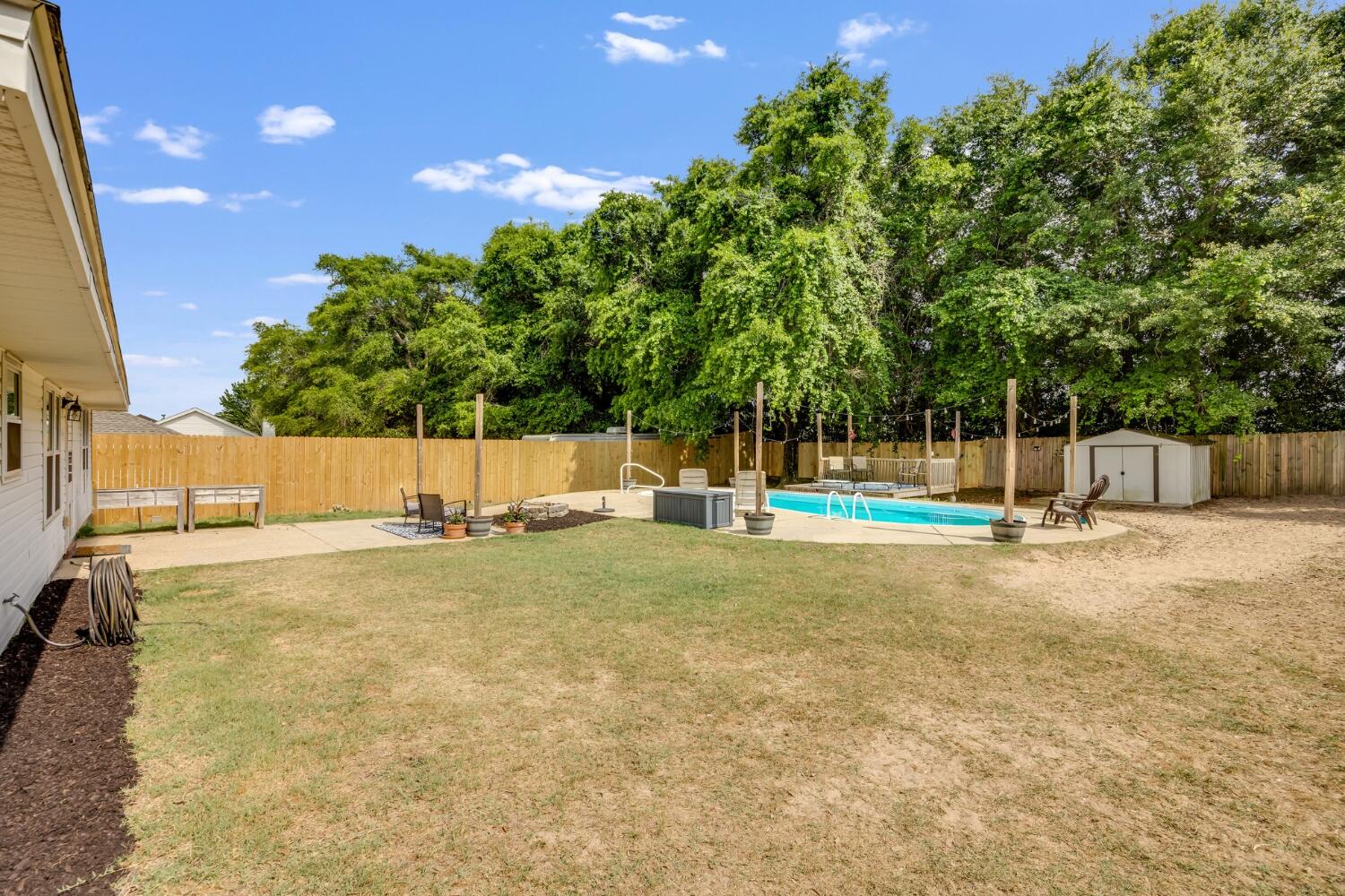 CHEROKEE BEND S/D PH 2 - Residential