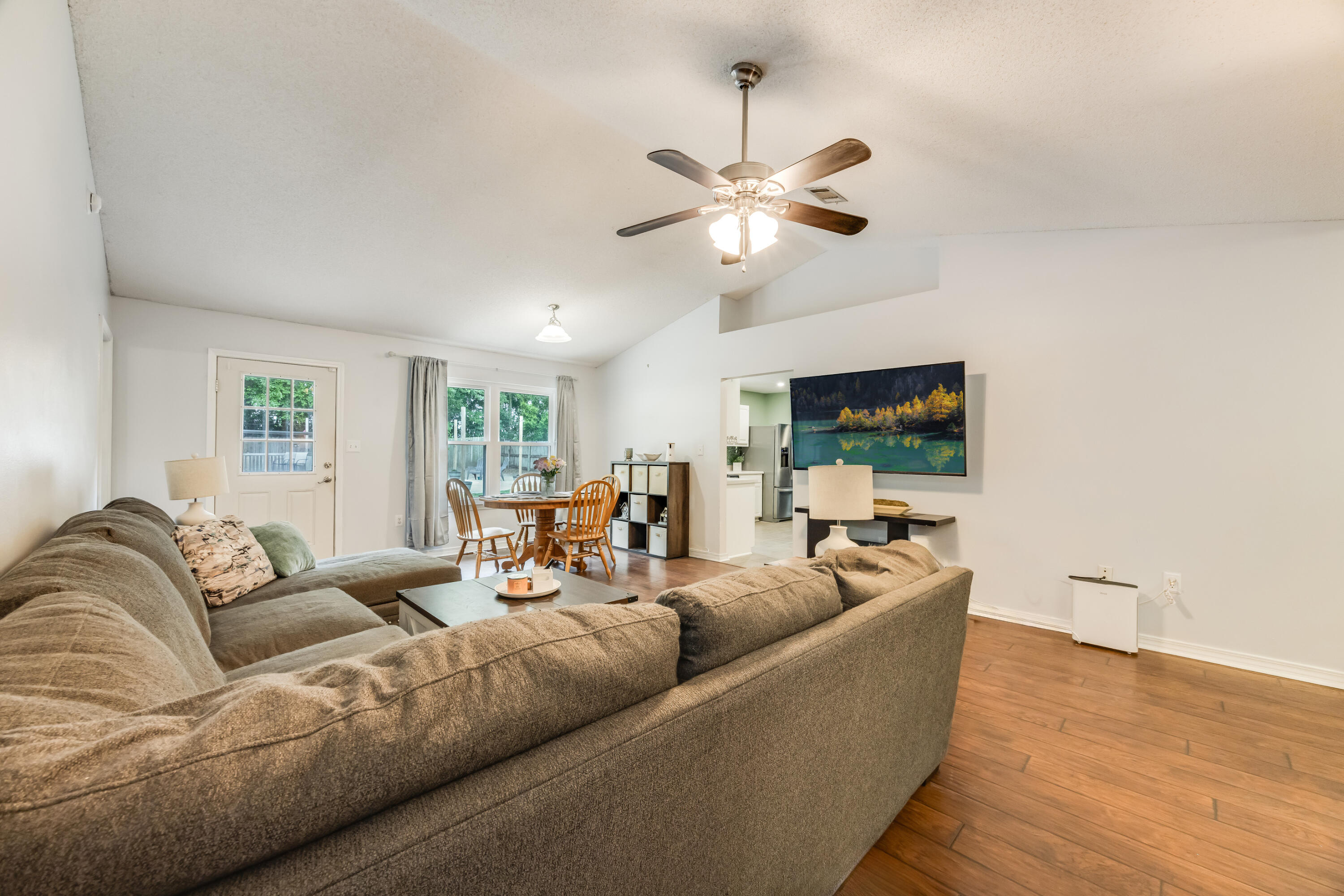 CHEROKEE BEND S/D PH 2 - Residential