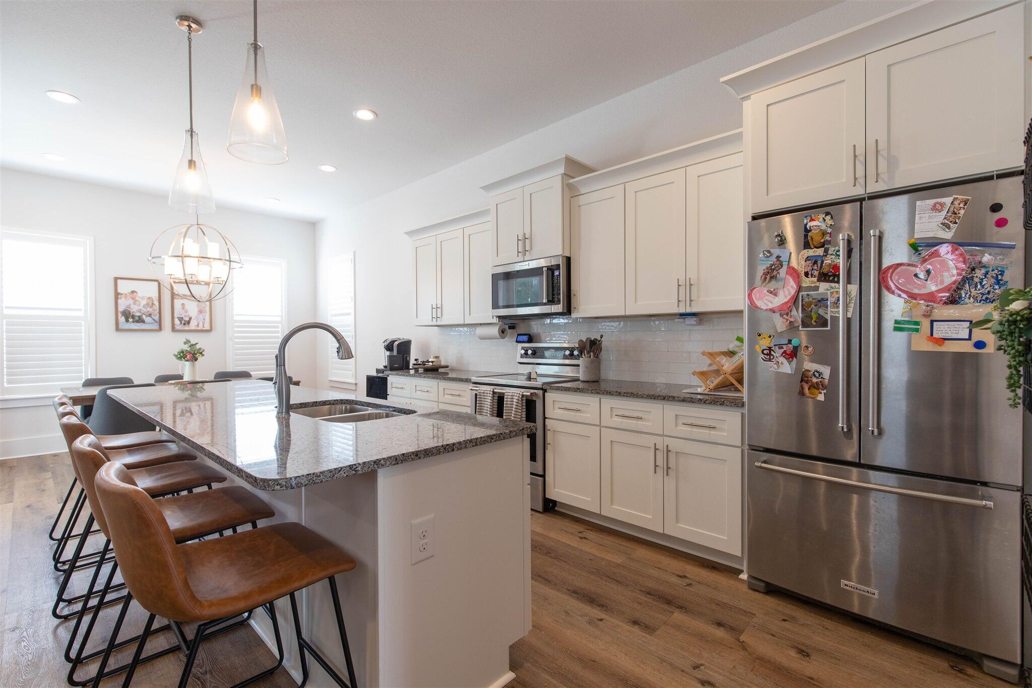 FRANGISTA BEACH - Residential Lease