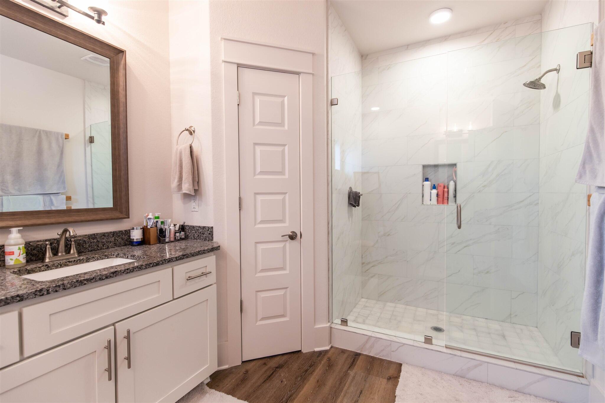 FRANGISTA BEACH - Residential Lease