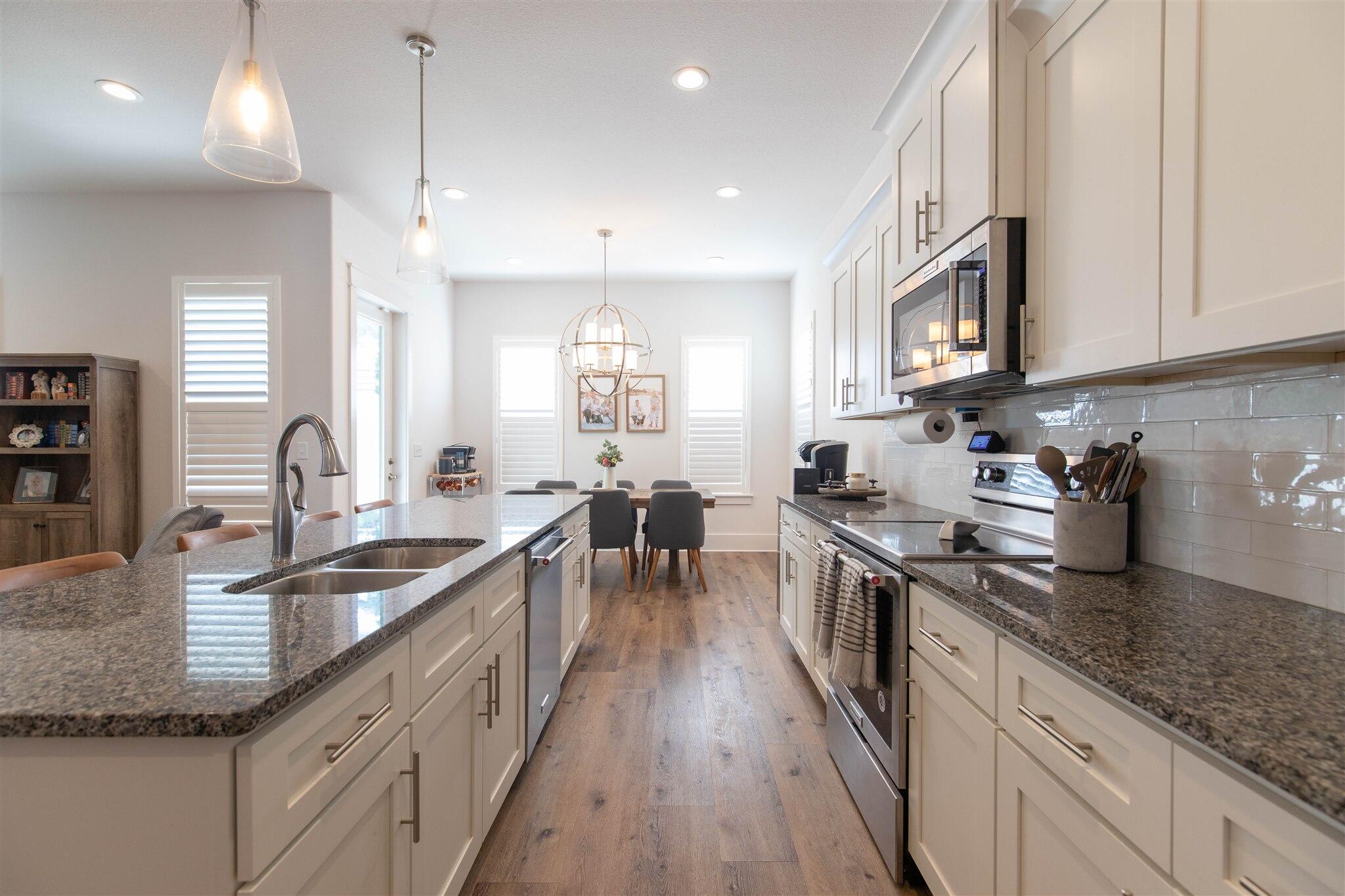 FRANGISTA BEACH - Residential Lease