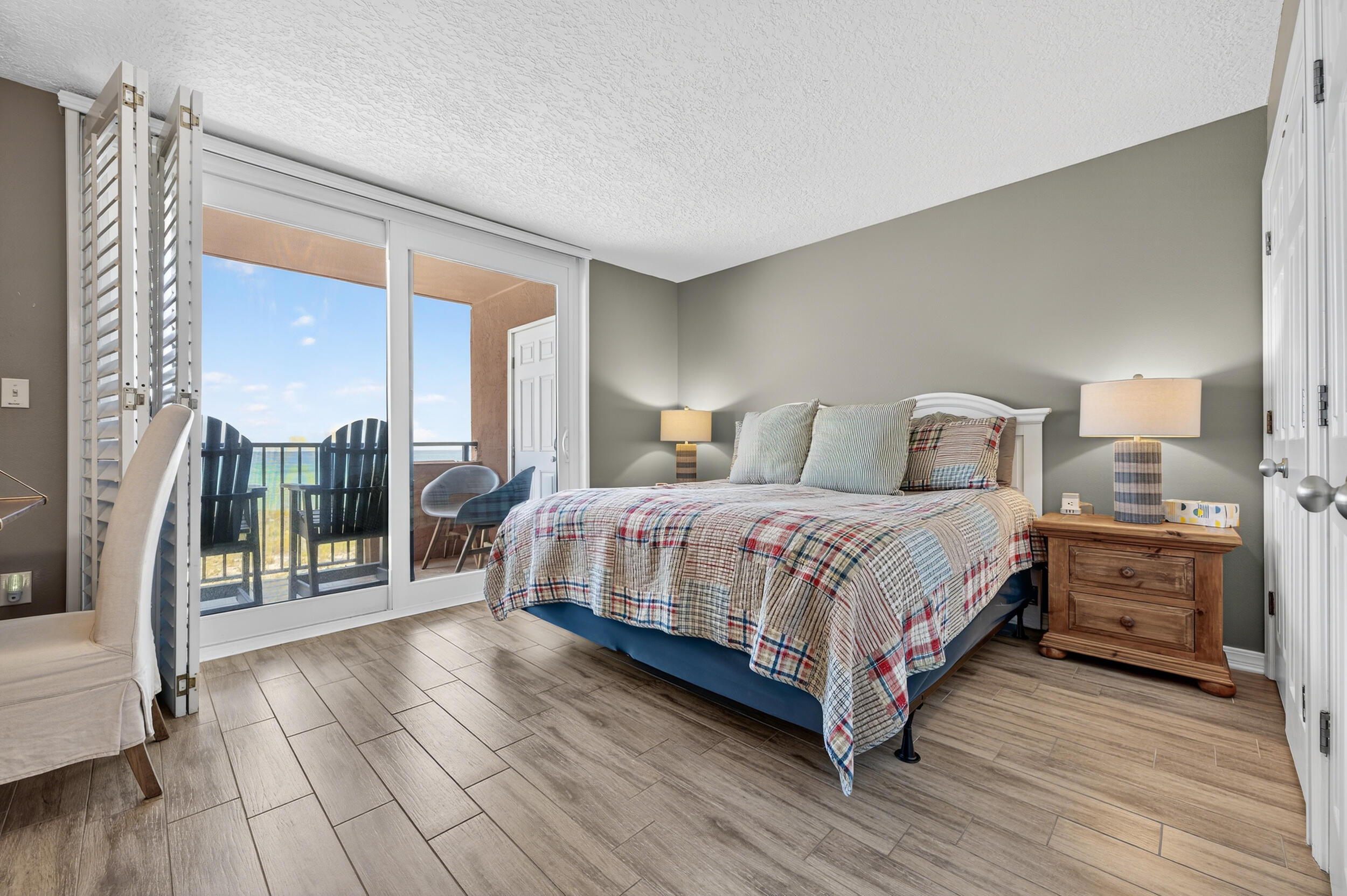 GULF WINDS CONDOS - Residential