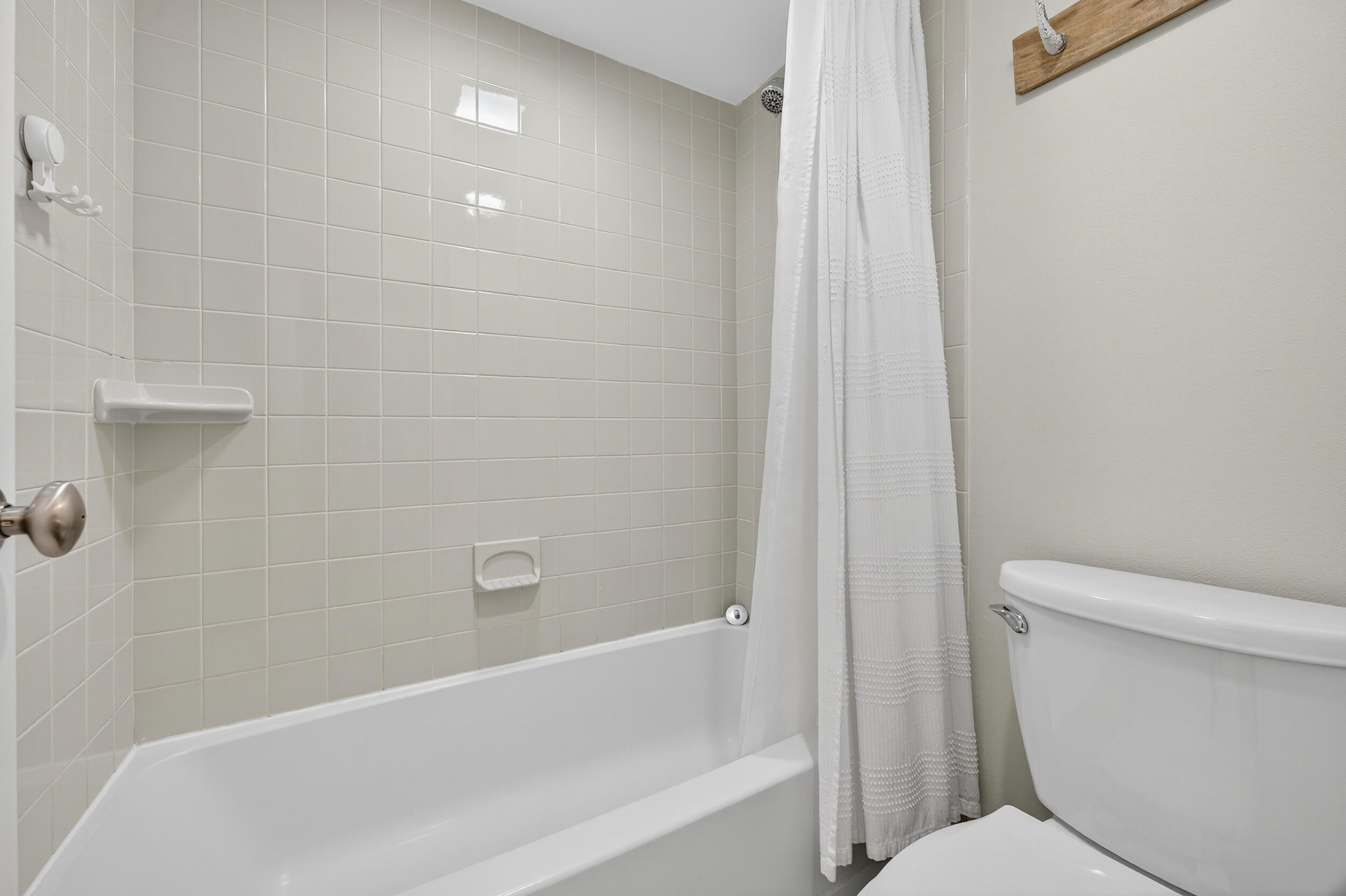 GULF WINDS CONDOS - Residential