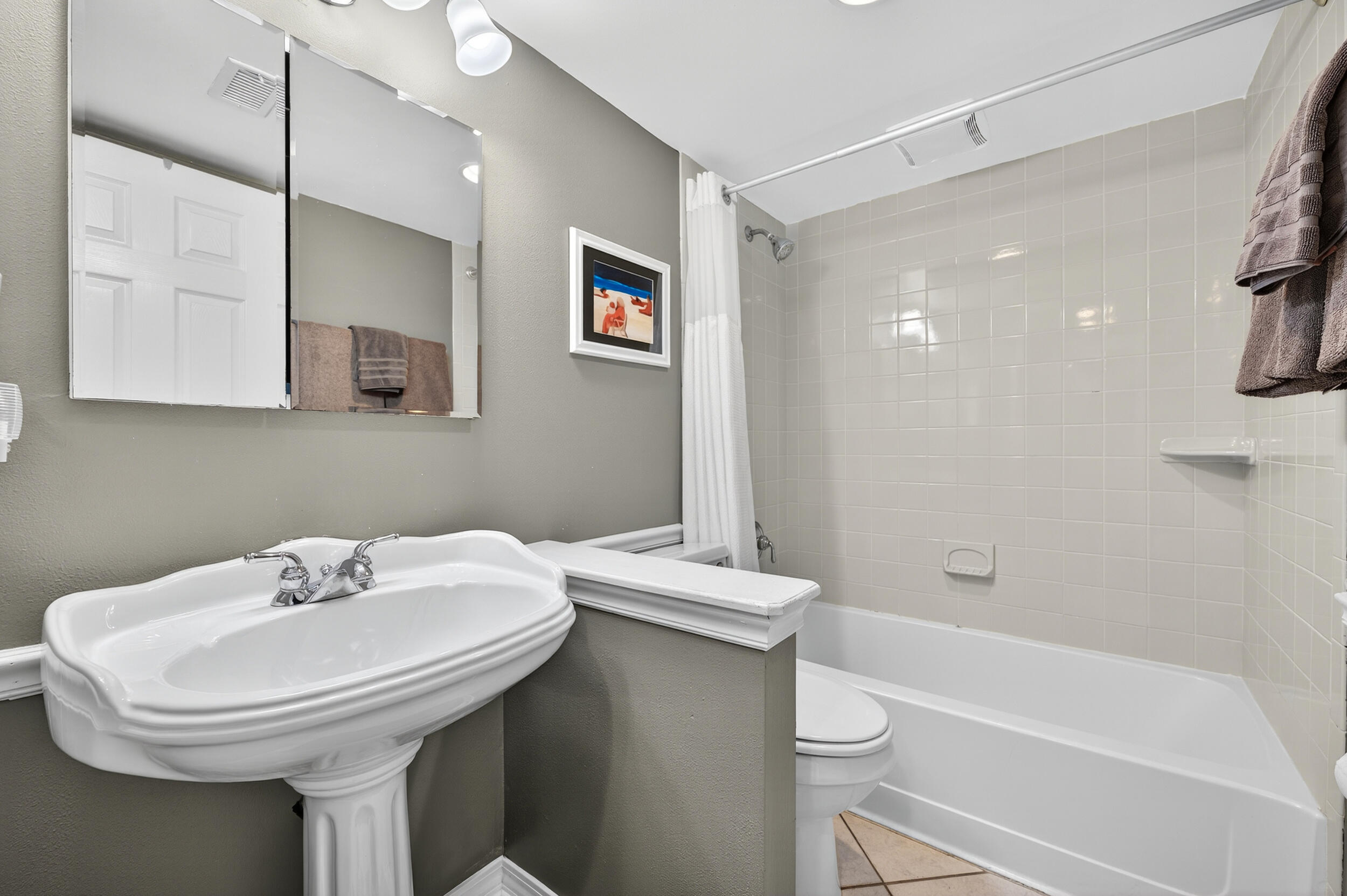 GULF WINDS CONDOS - Residential