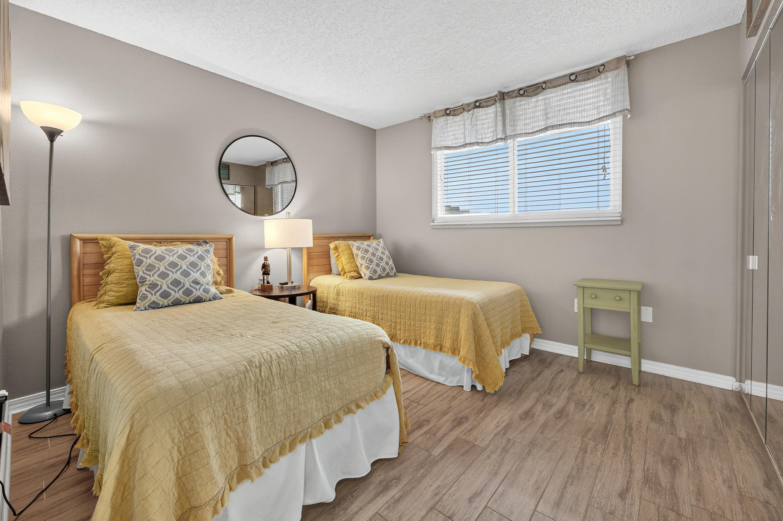 GULF WINDS CONDOS - Residential