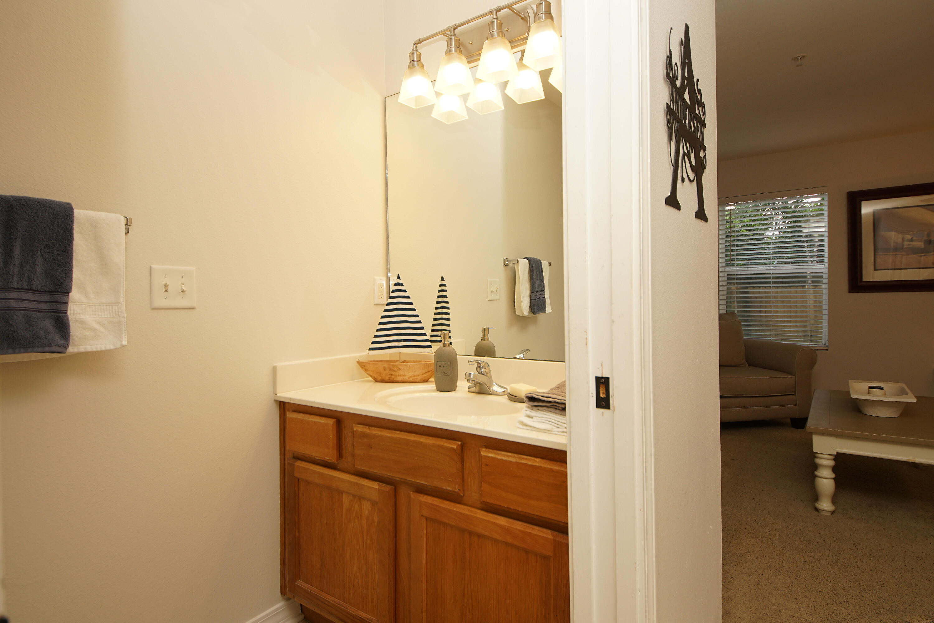 Tupelo Place - Residential