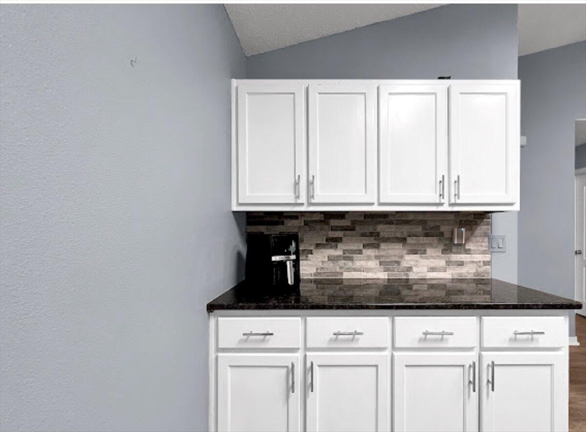 CREETWOOD VILLAGE - Residential