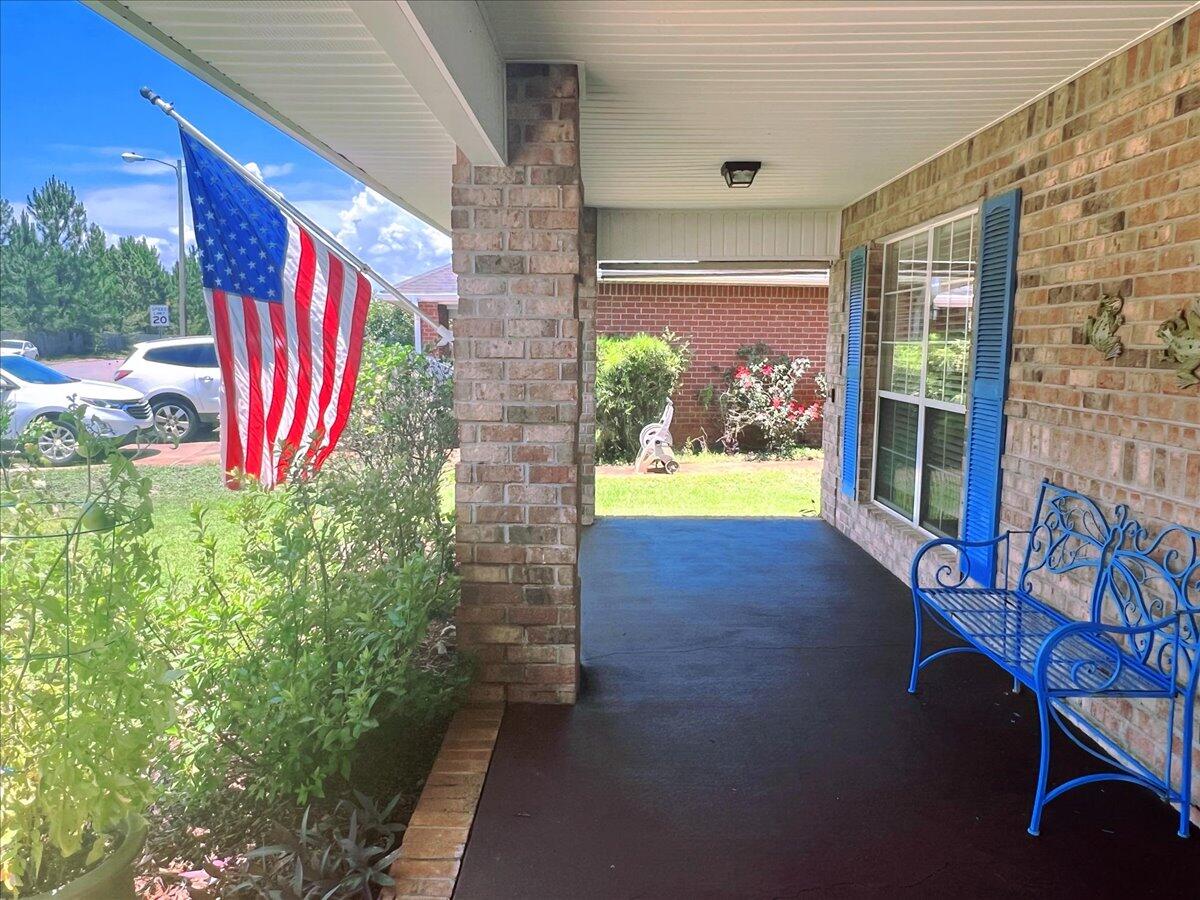 CREETWOOD VILLAGE - Residential