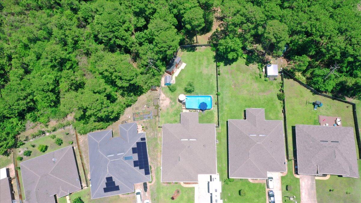 CREETWOOD VILLAGE - Residential