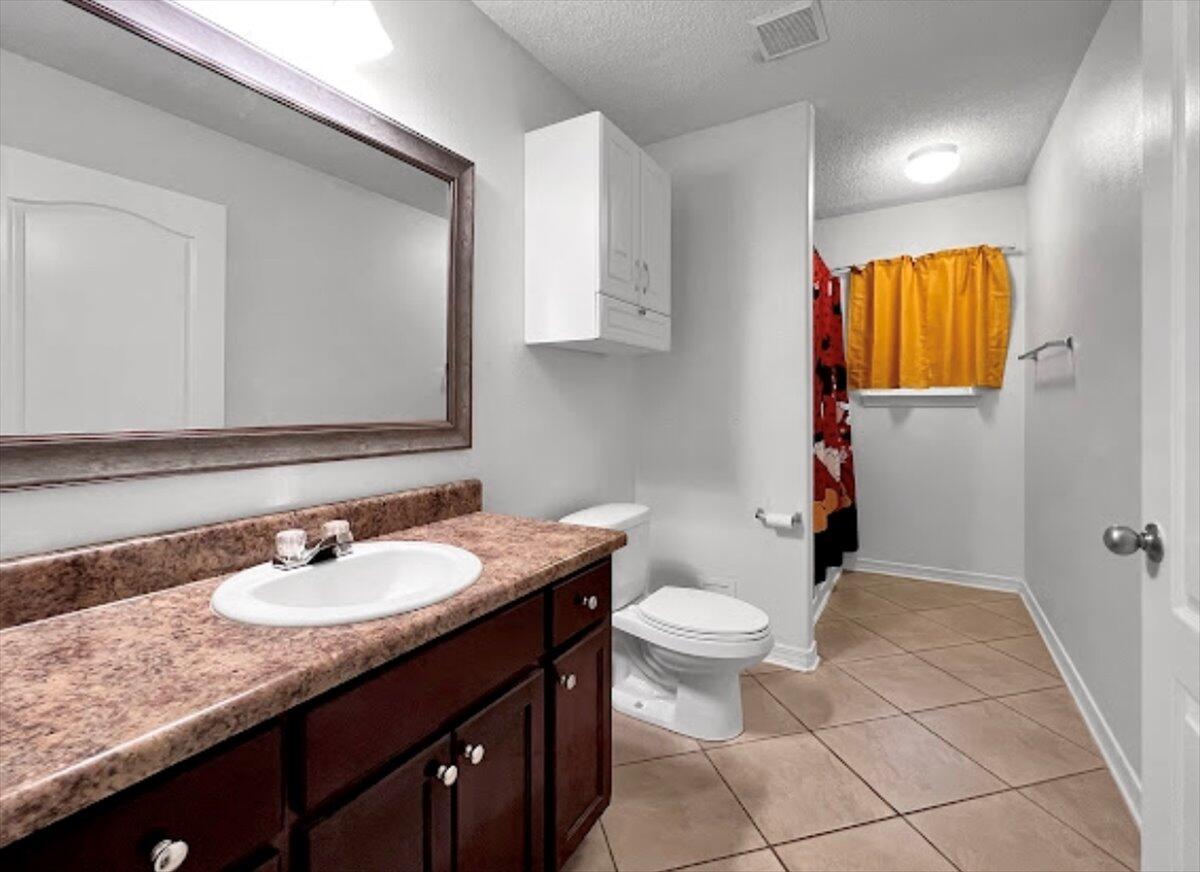 CREETWOOD VILLAGE - Residential