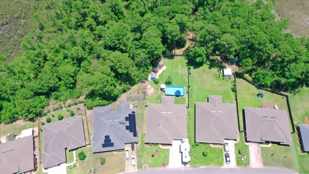 CREETWOOD VILLAGE - Residential