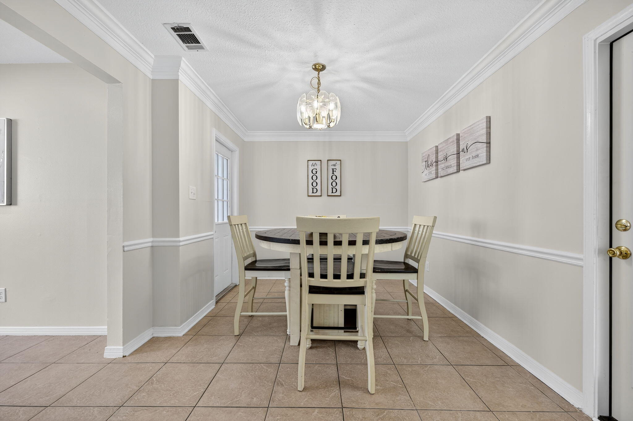 SCRANTON ESTATES - Residential