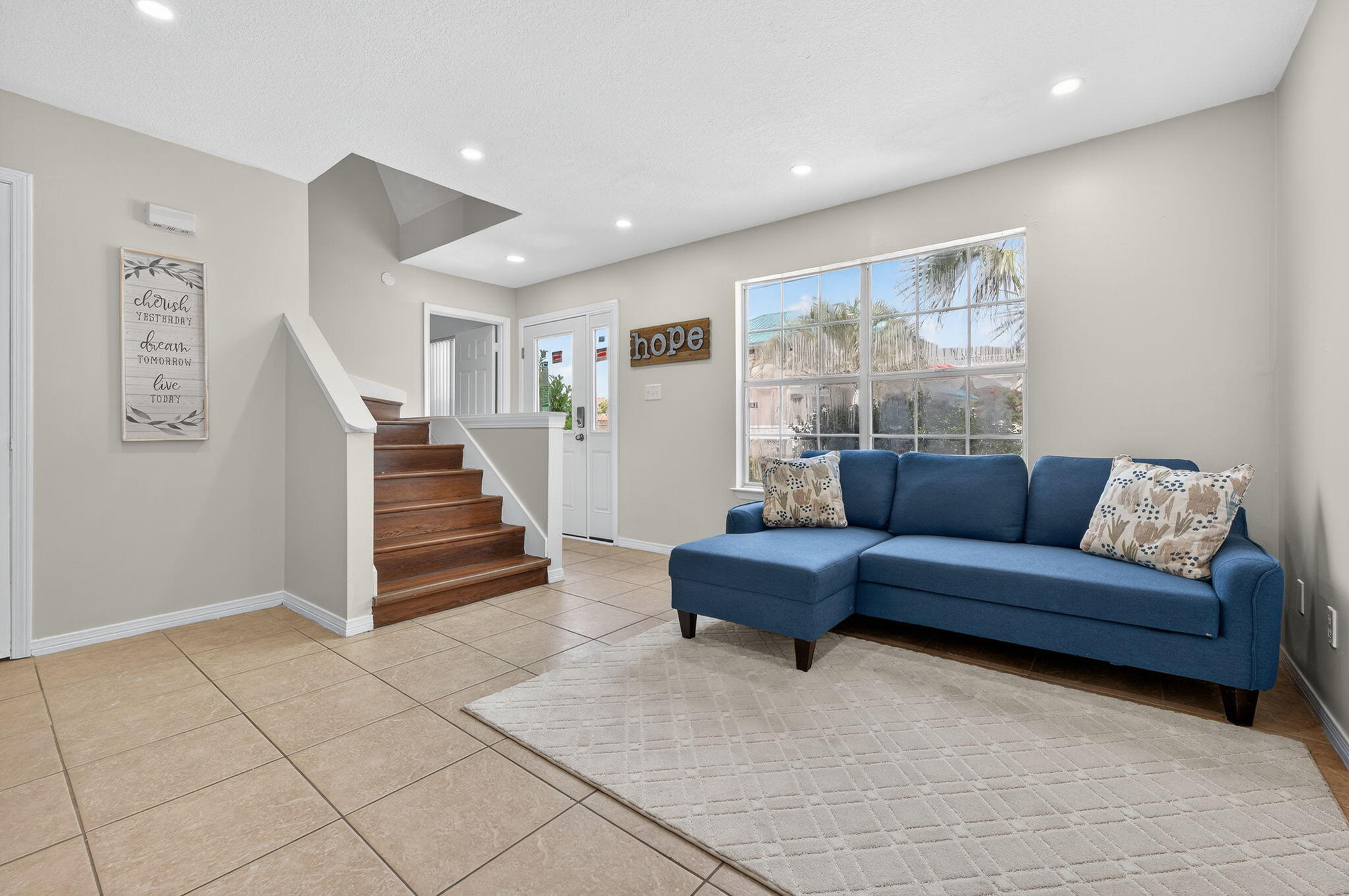SCRANTON ESTATES - Residential