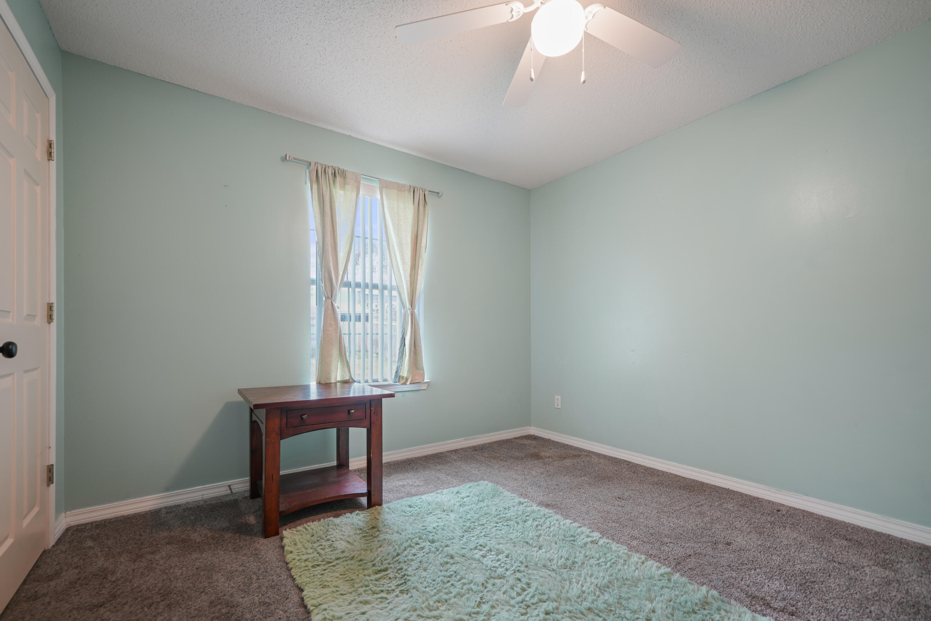 COUNTRYVIEW ESTATES 4TH ADDN - Residential