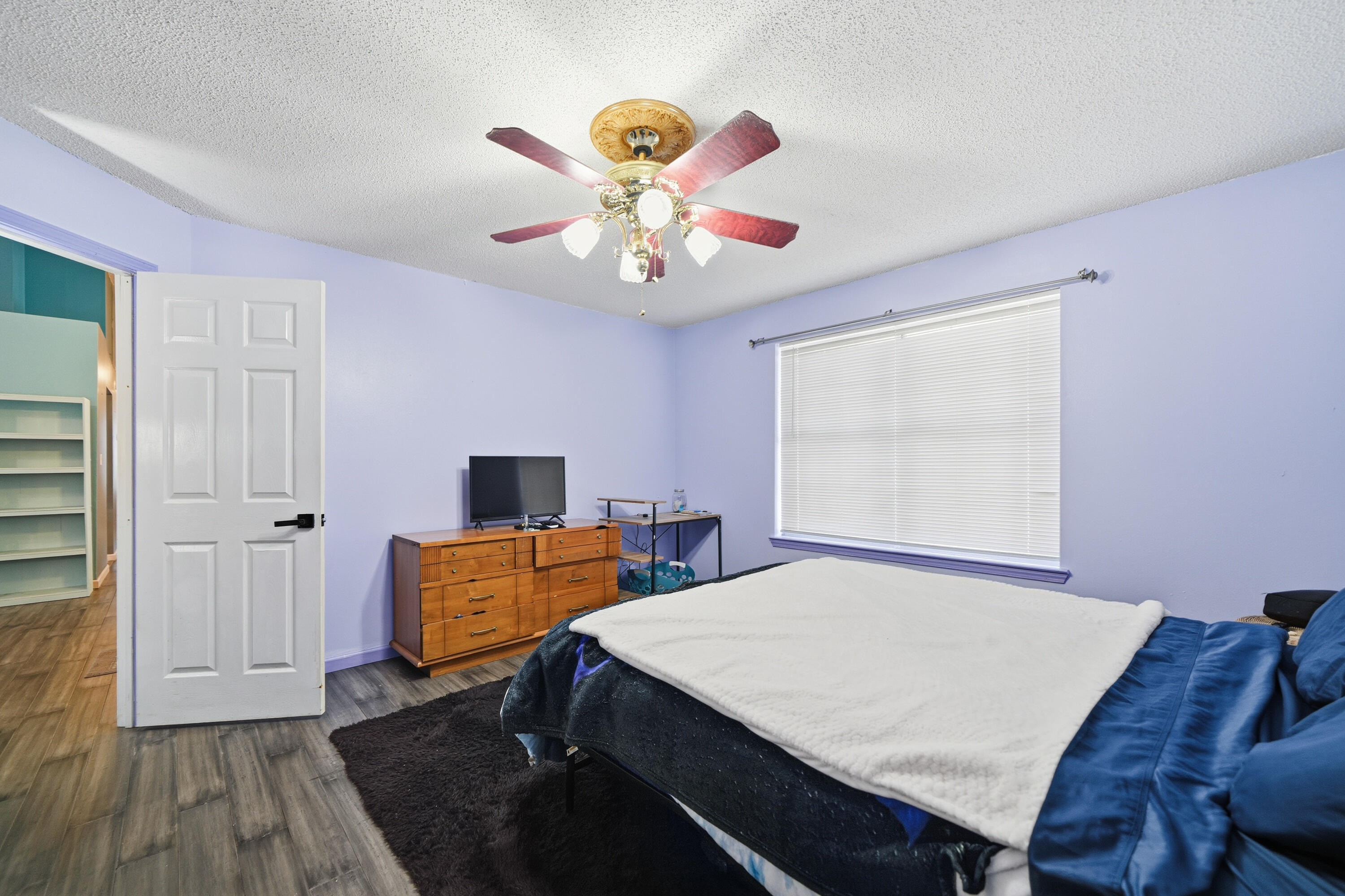 COUNTRYVIEW ESTATES 4TH ADDN - Residential