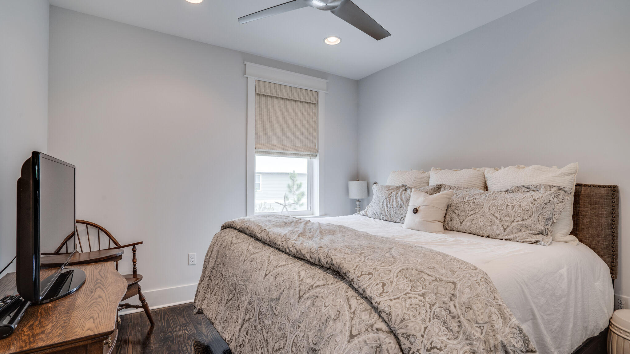 NATUREWALK AT SEAGROVE - Residential